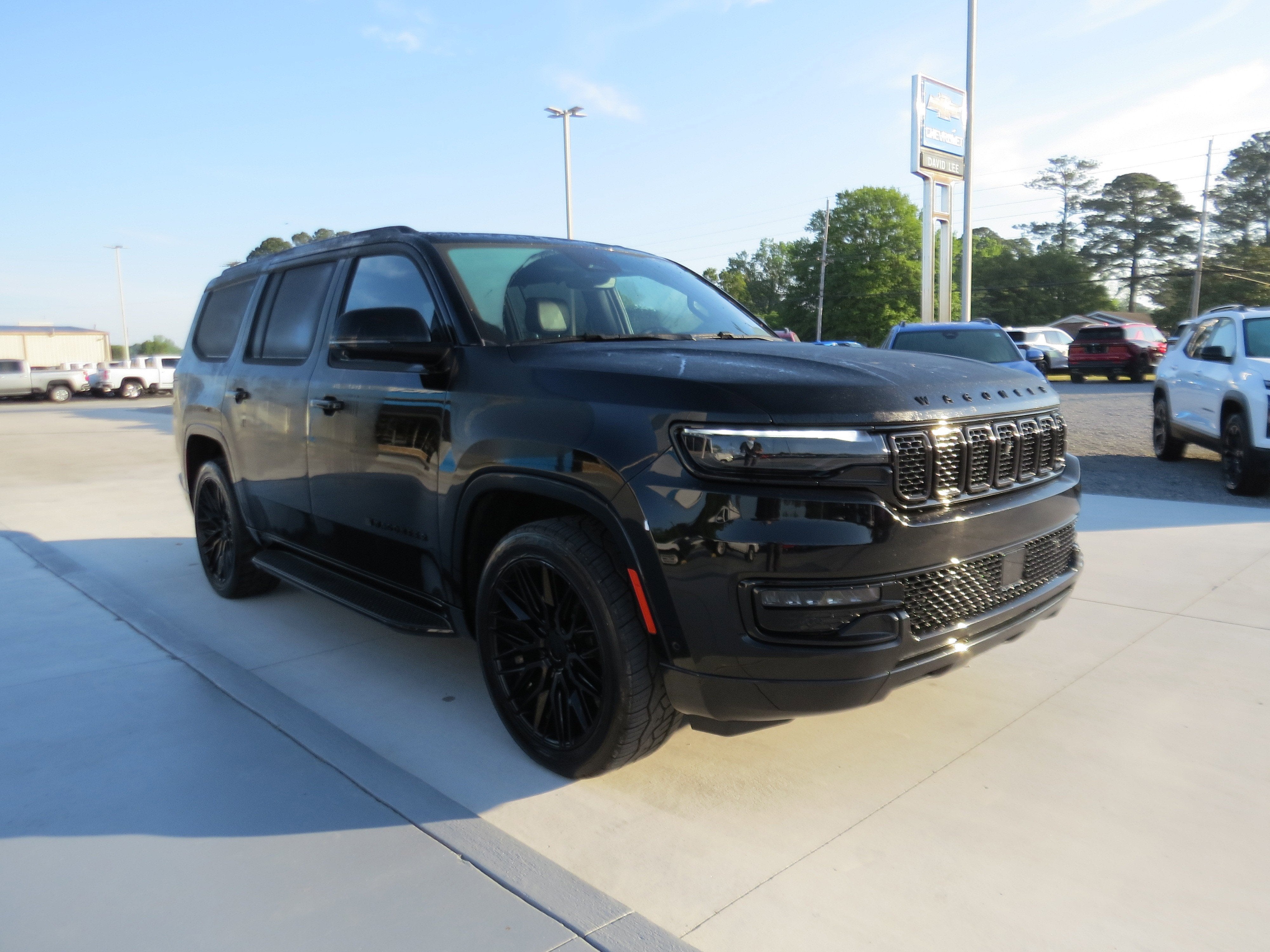 2024 Jeep Wagoneer Series II Carbide 4x2