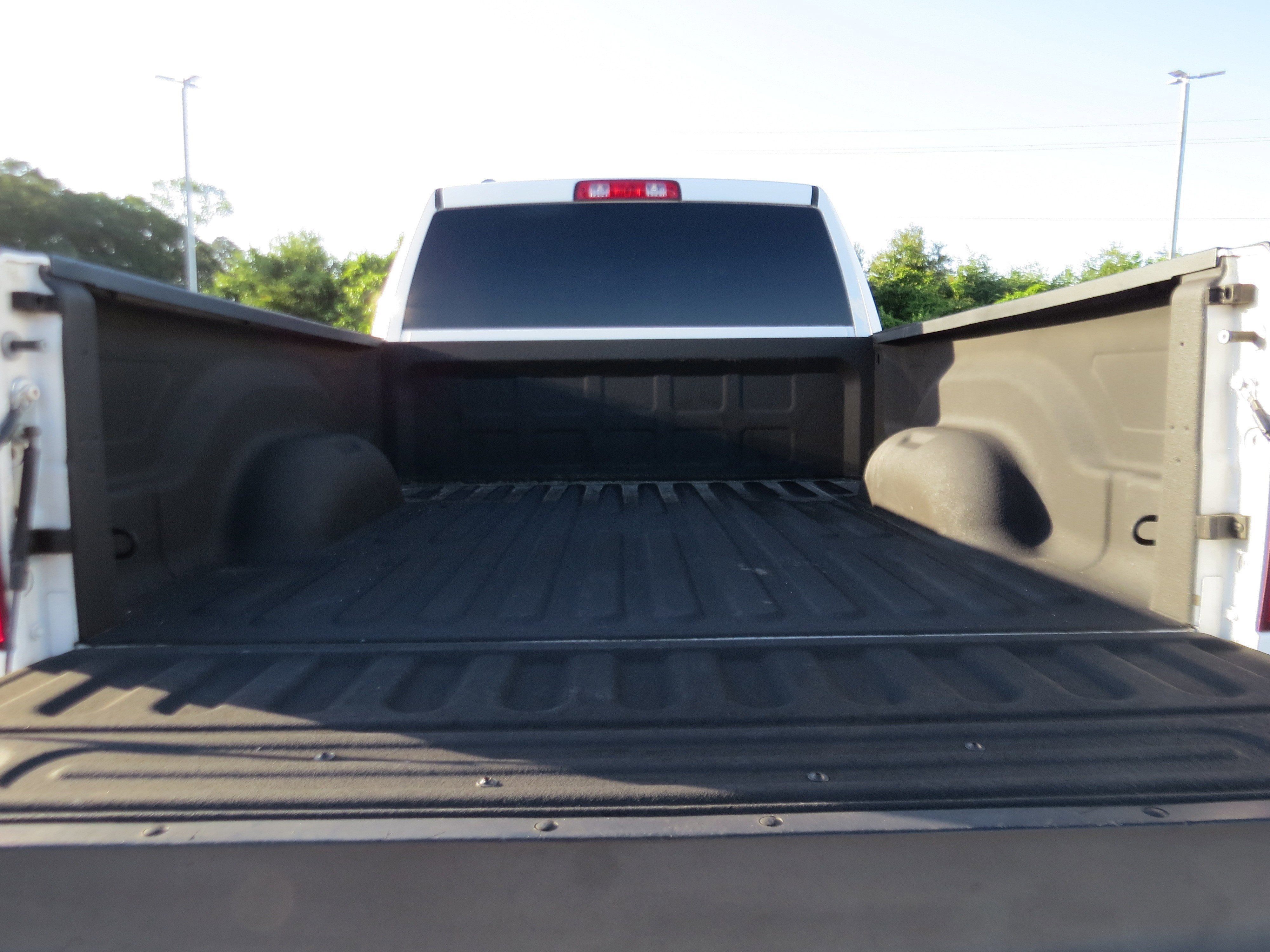 2017 RAM 1500 Tradesman Quad Cab 4x2 6'4" Box