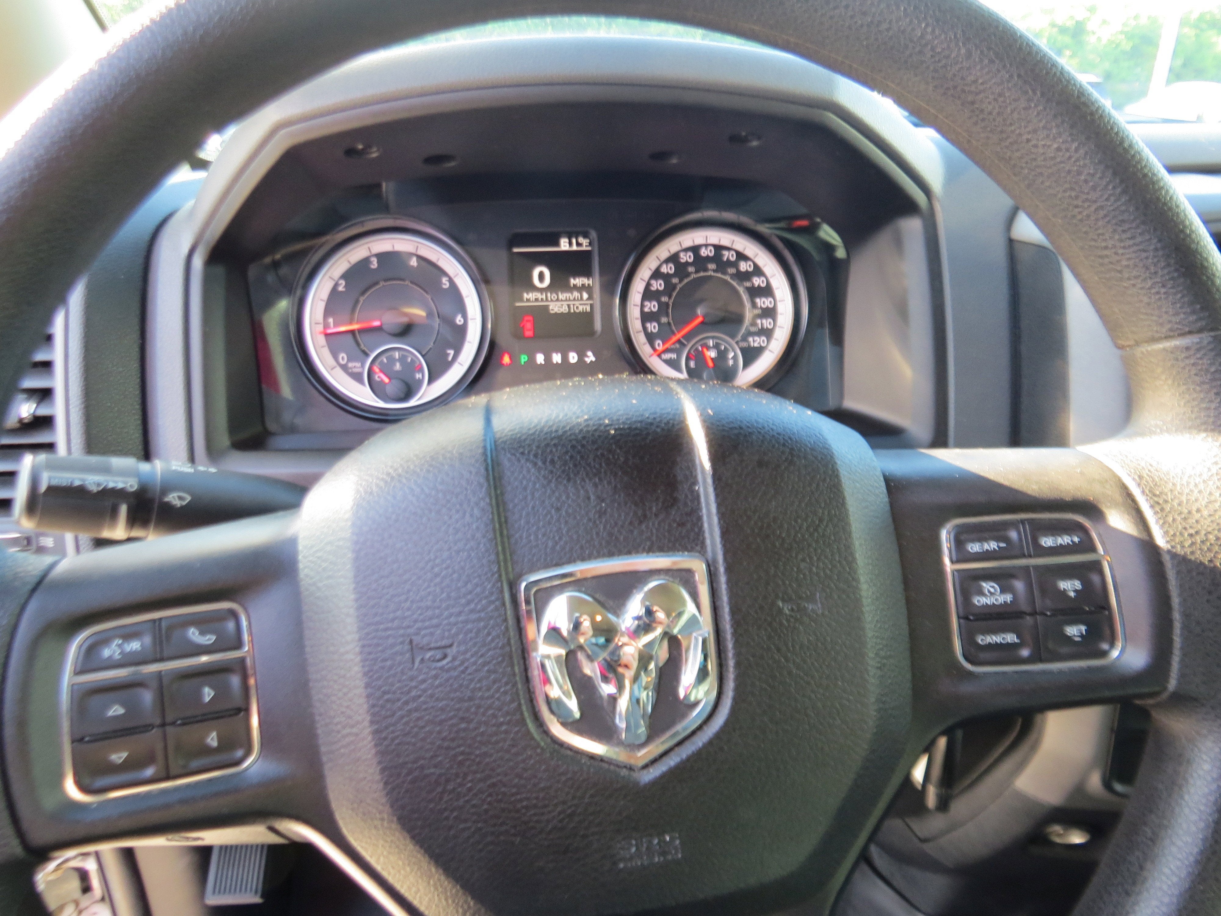 2017 RAM 1500 Tradesman Quad Cab 4x2 6'4" Box