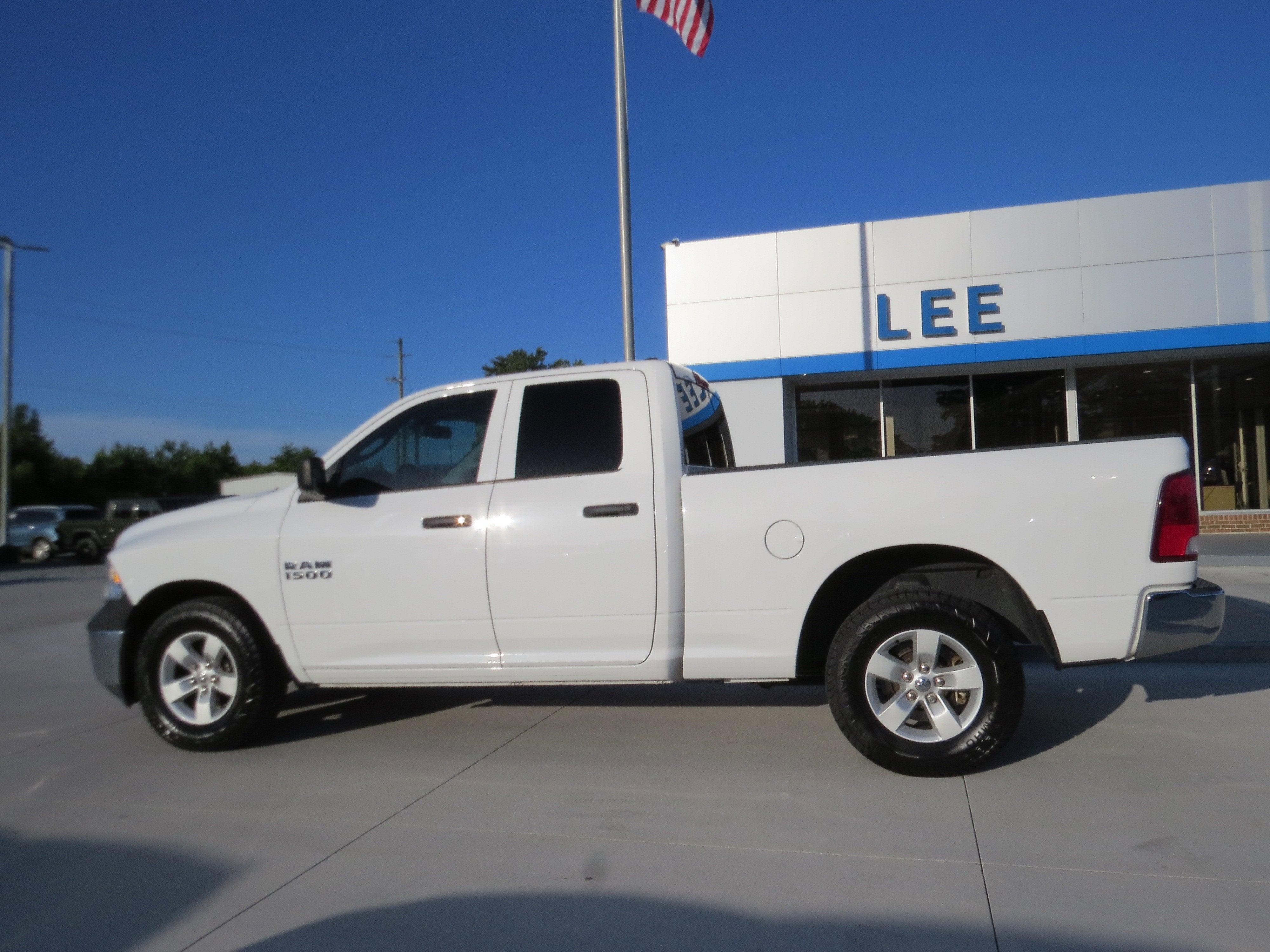 2017 RAM 1500 Tradesman Quad Cab 4x2 6'4" Box