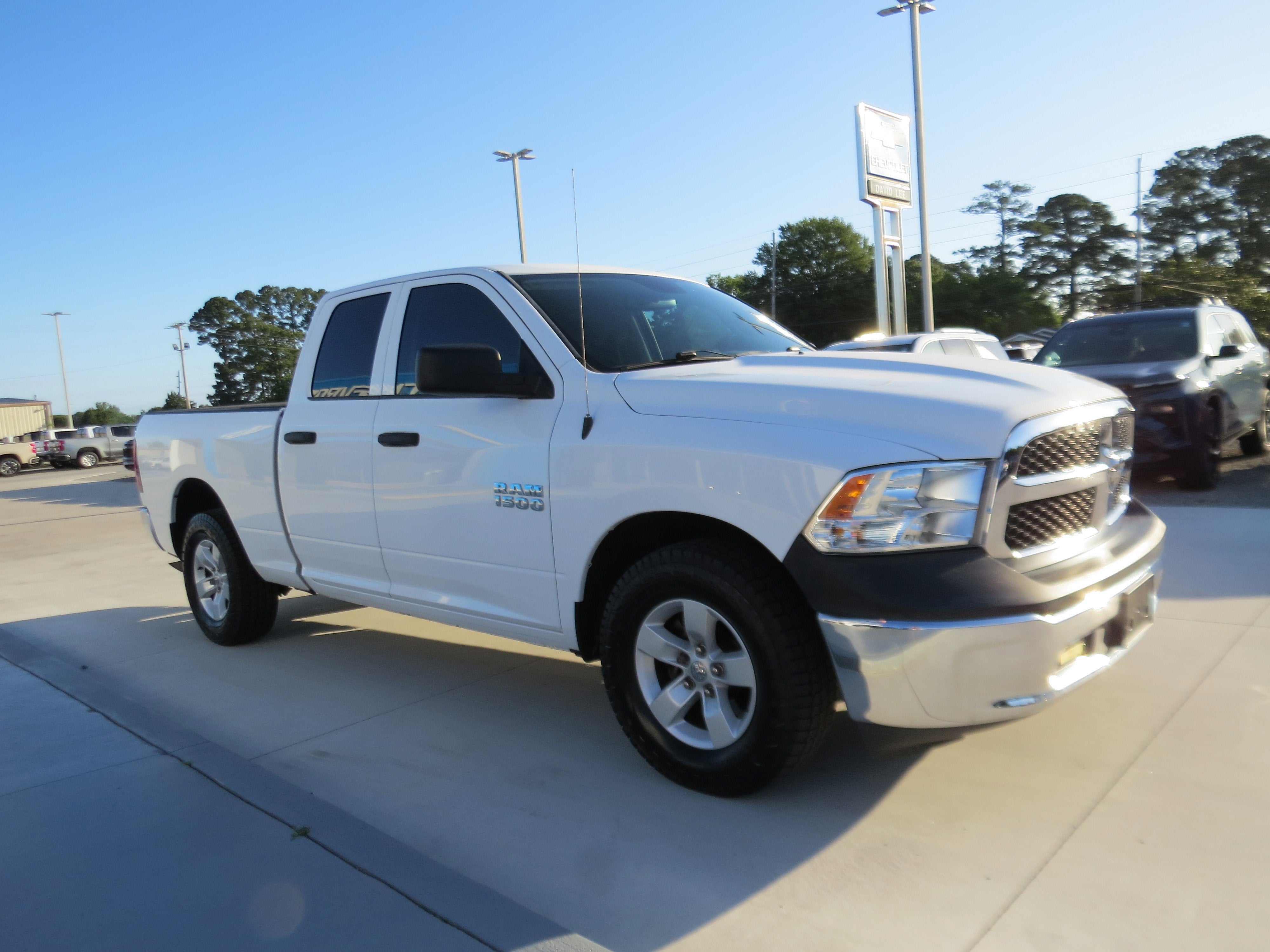 2017 RAM 1500 Tradesman Quad Cab 4x2 6'4" Box
