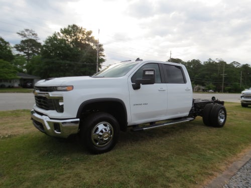 2026 Chevrolet Silverado 3500 HD Chassis Cab LT