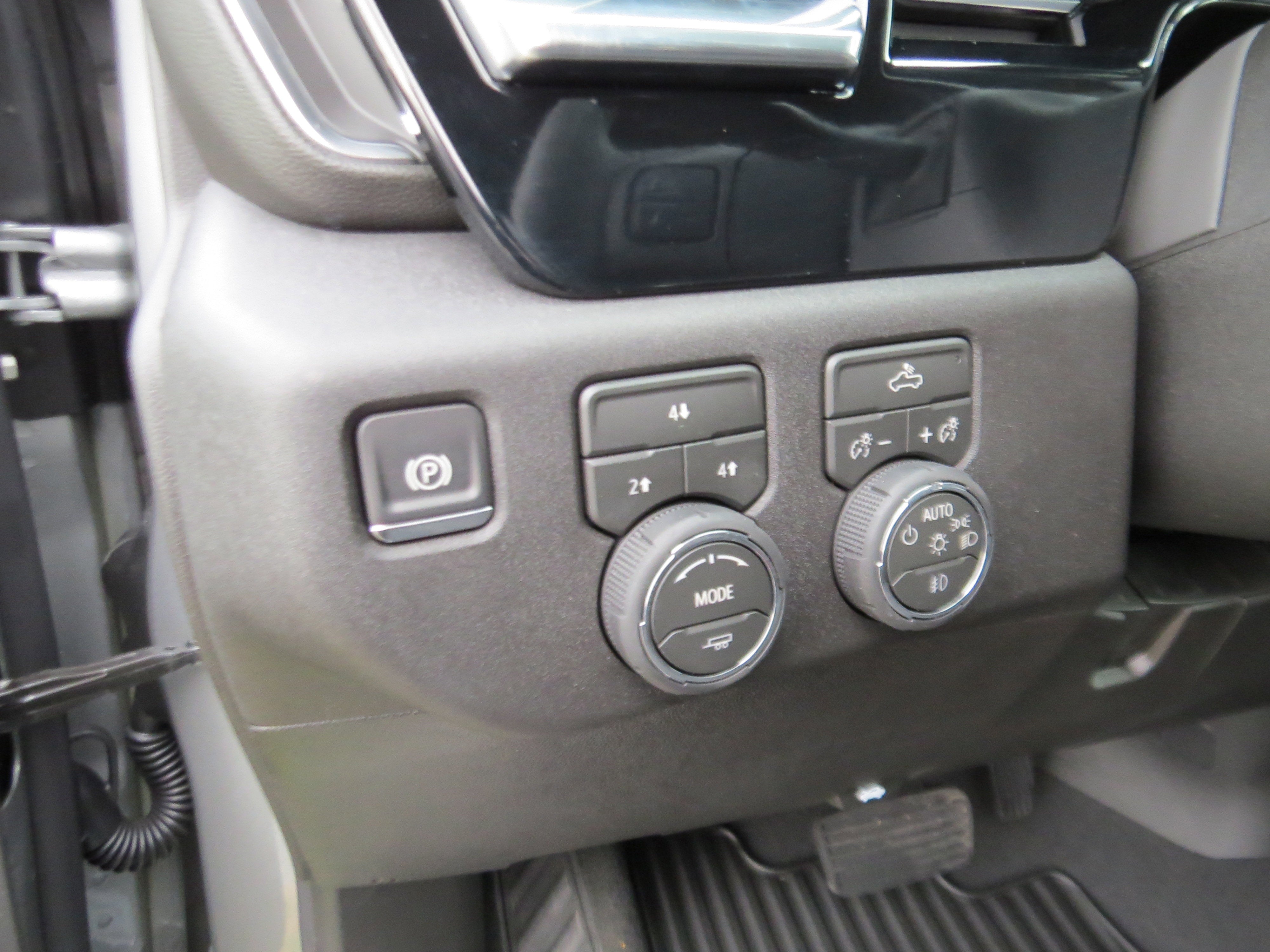 2026 Chevrolet Silverado 3500 HD Chassis Cab LT