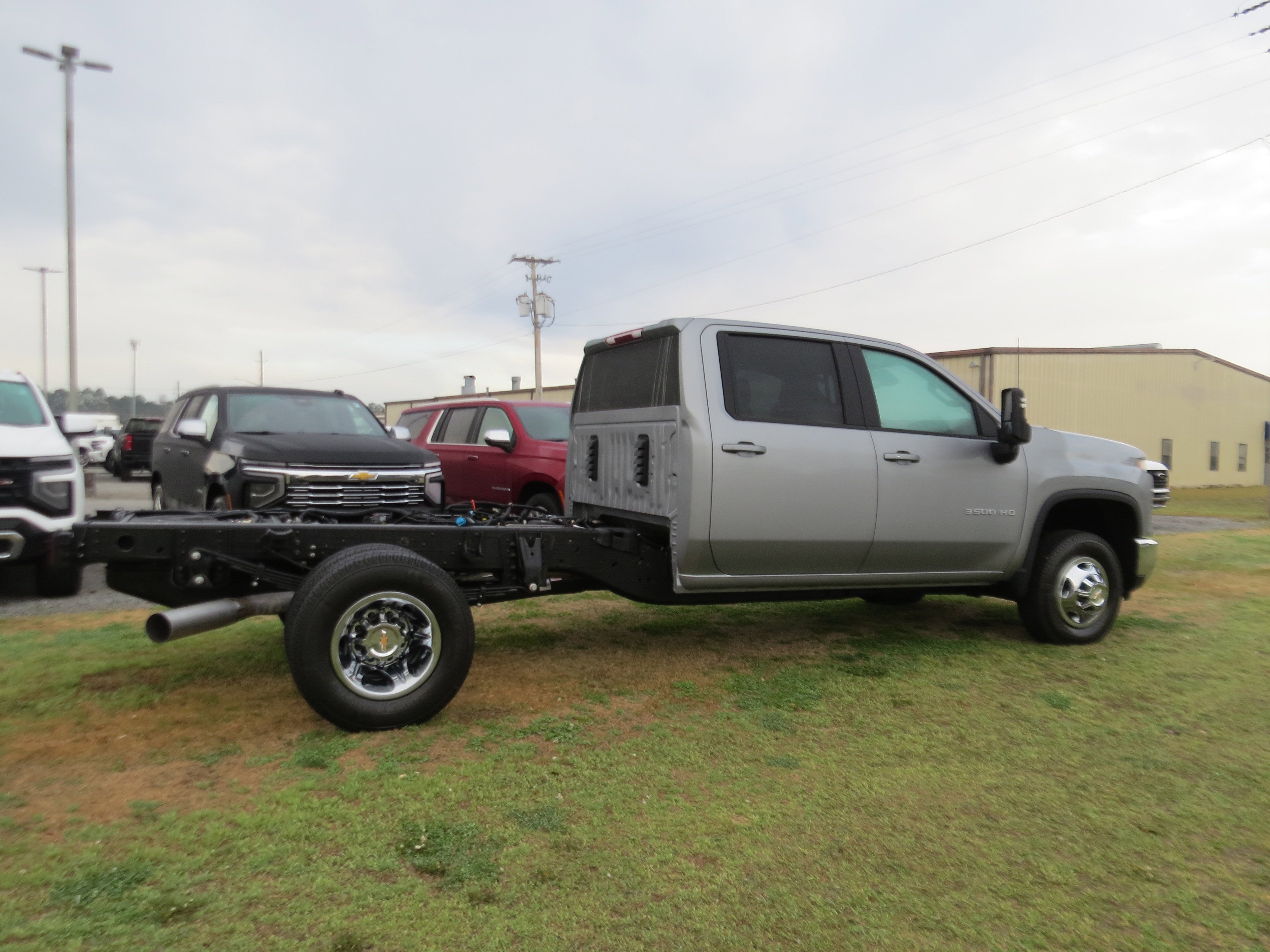 2026 Chevrolet Silverado 3500 HD Chassis Cab LT