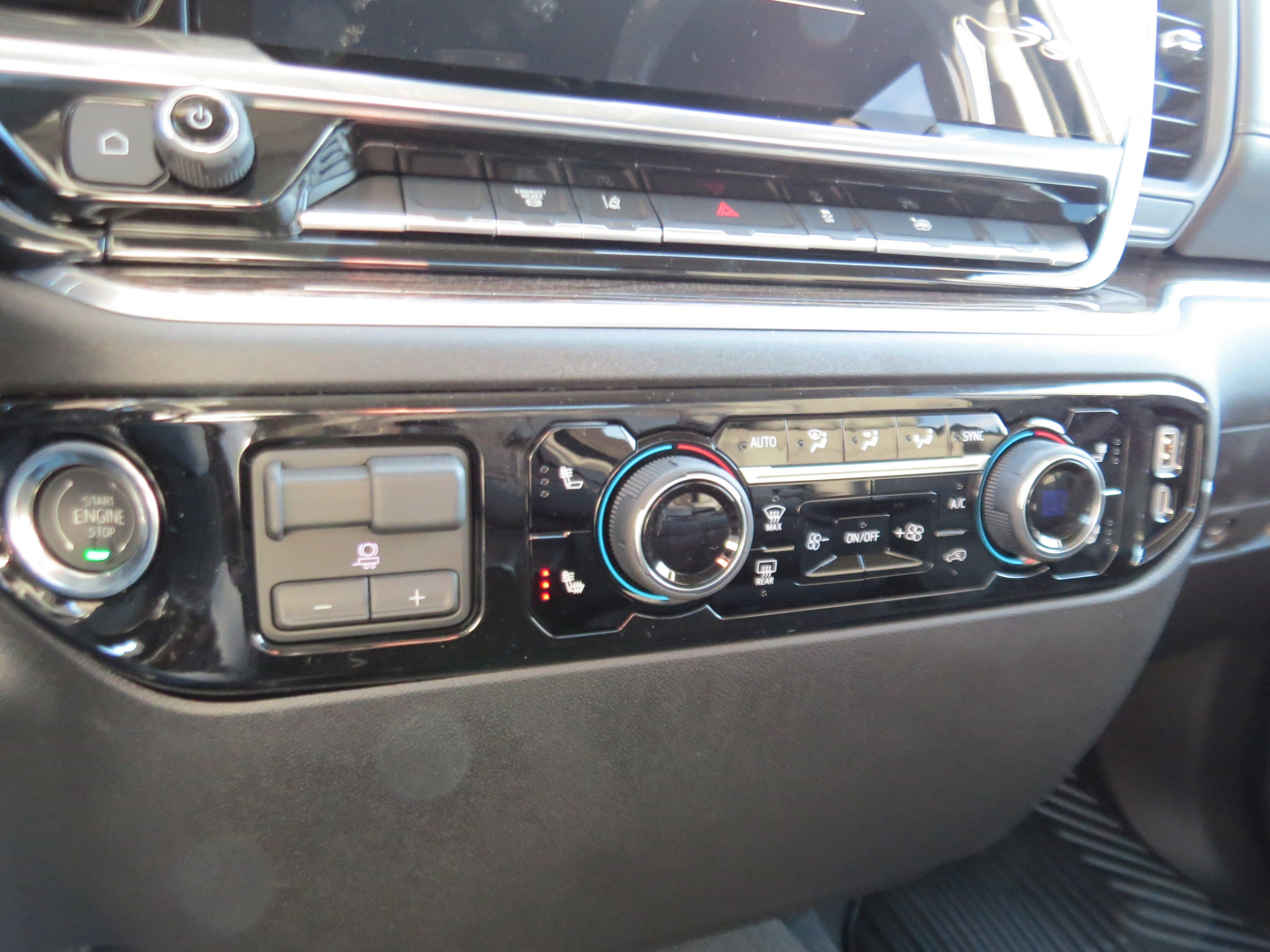 2026 Chevrolet Silverado 3500 HD Chassis Cab LT