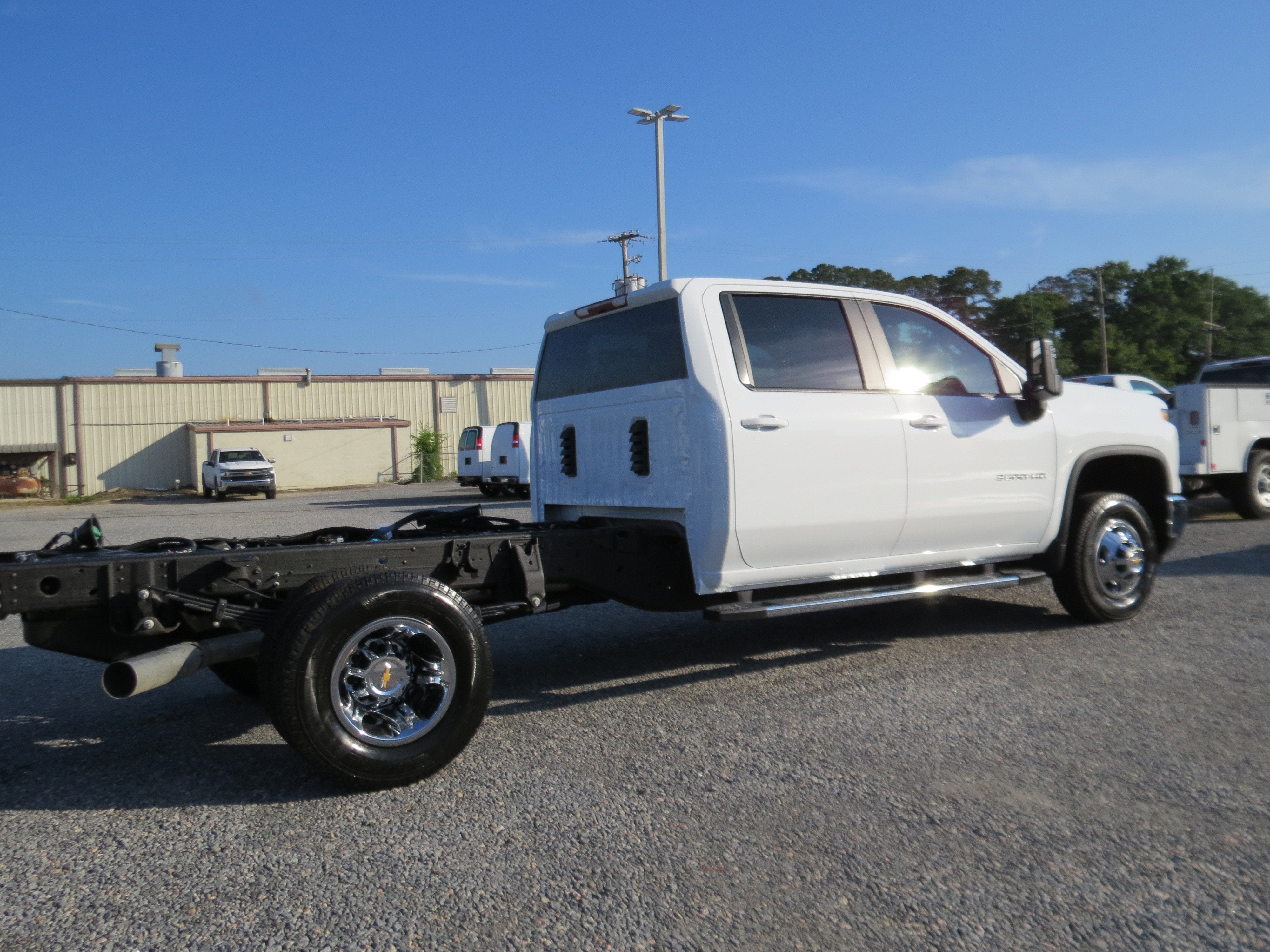2026 Chevrolet Silverado 3500 HD Chassis Cab LT