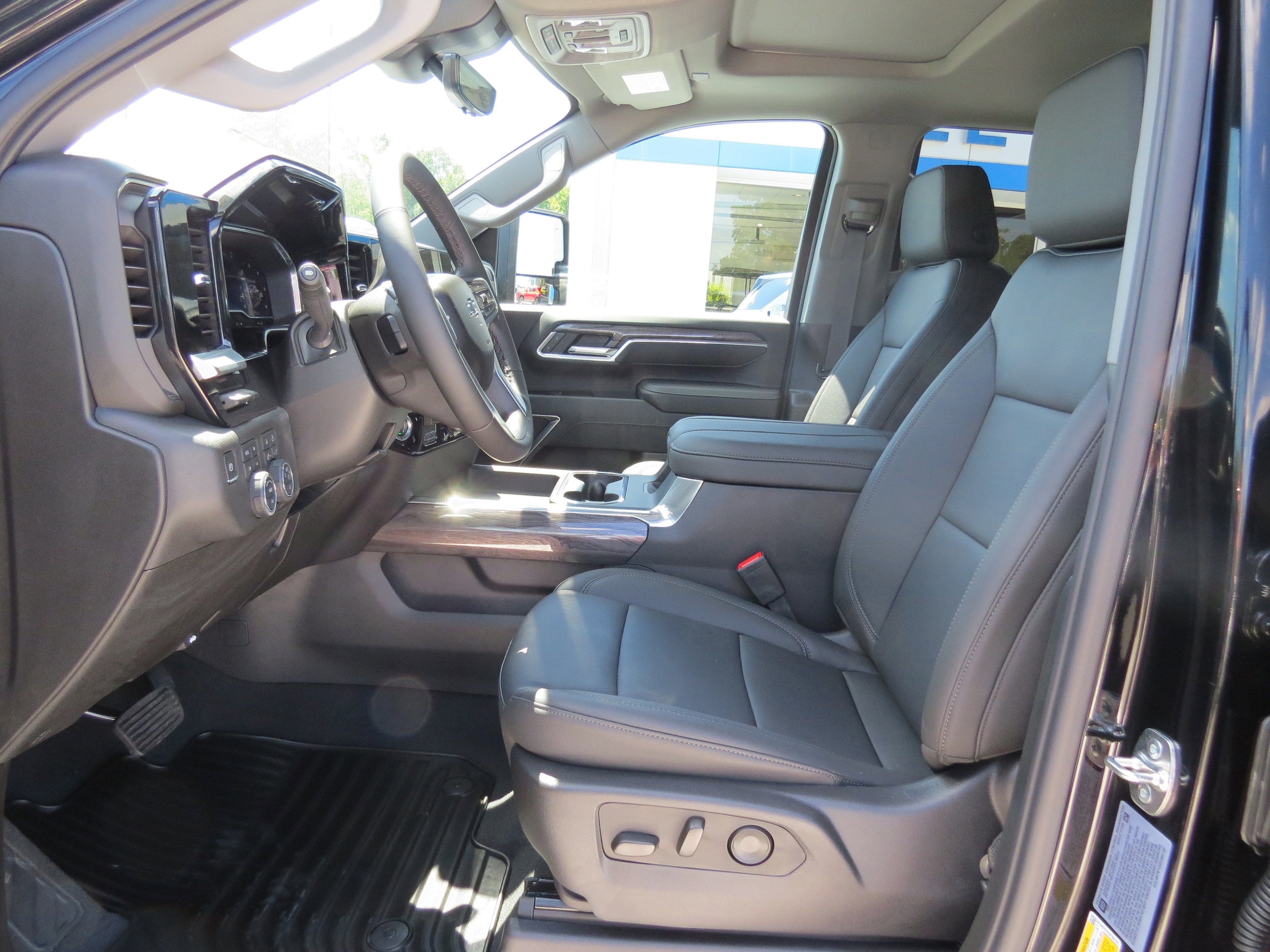 2025 Chevrolet Silverado 2500 HD LTZ