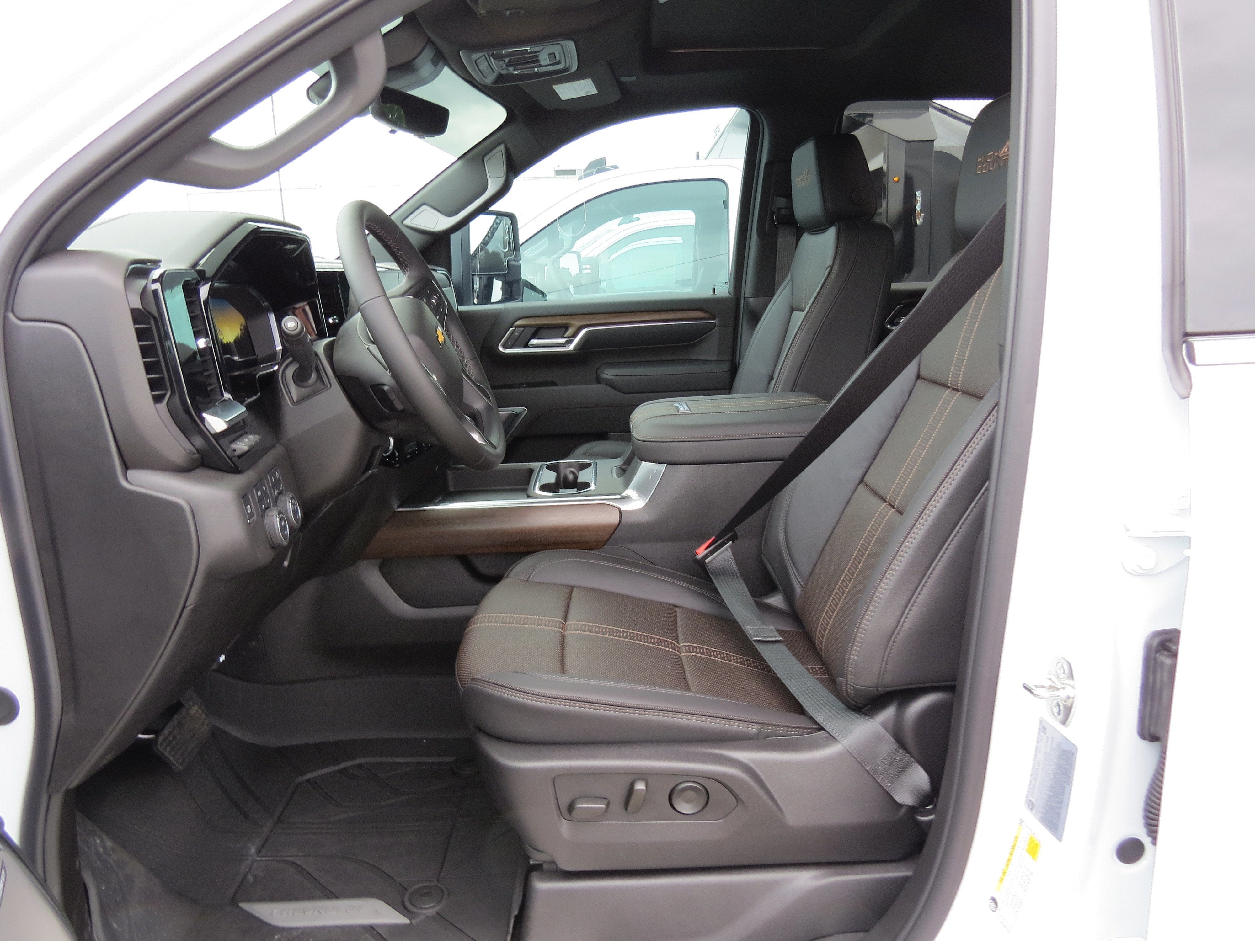 2025 Chevrolet Silverado 3500 HD High Country