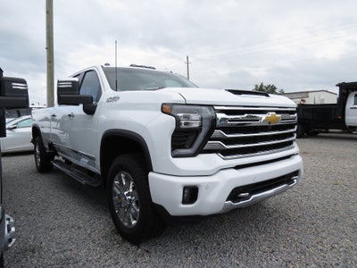 2025 Chevrolet Silverado 3500 HD High Country