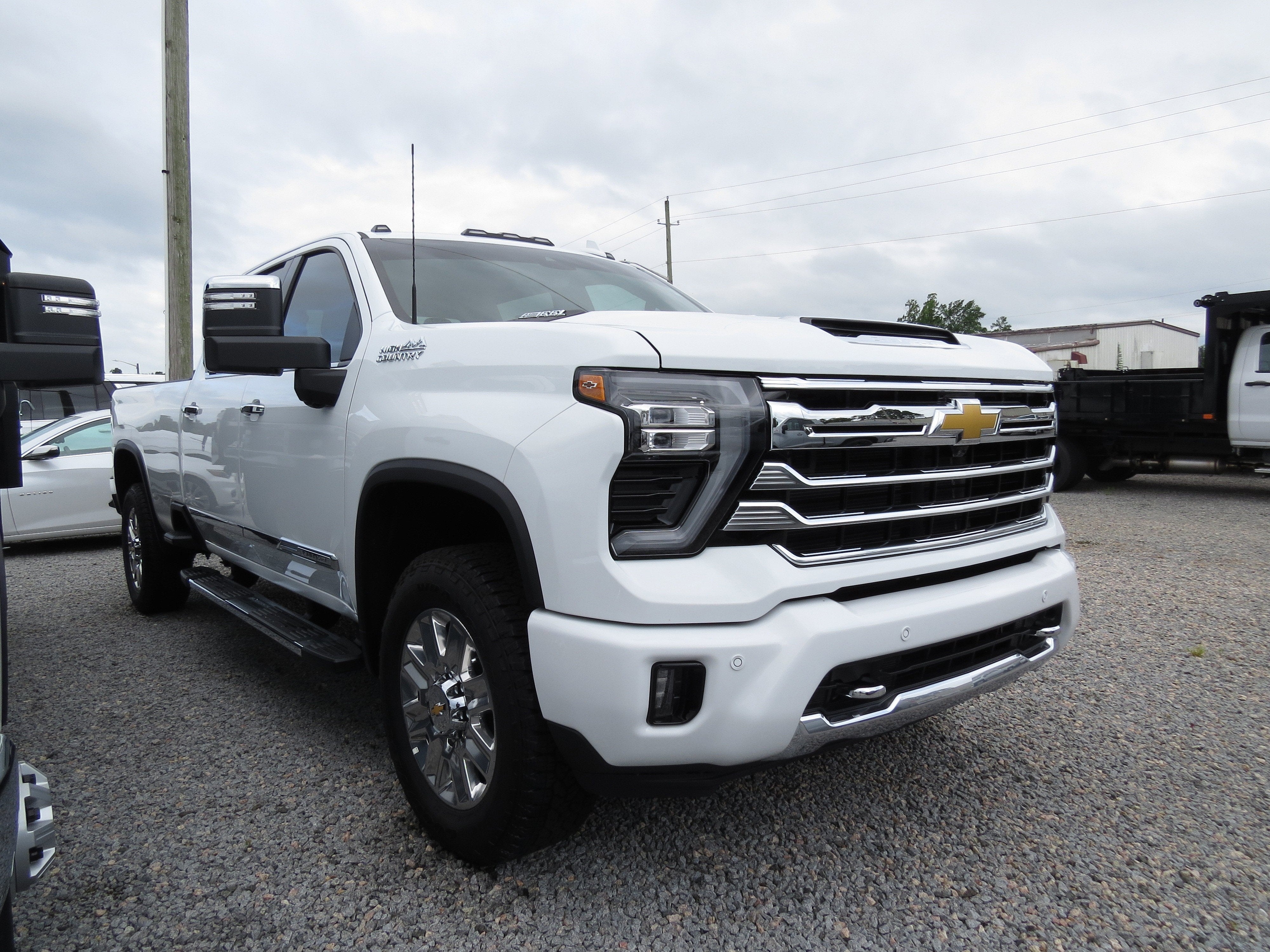 2025 Chevrolet Silverado 3500 HD High Country