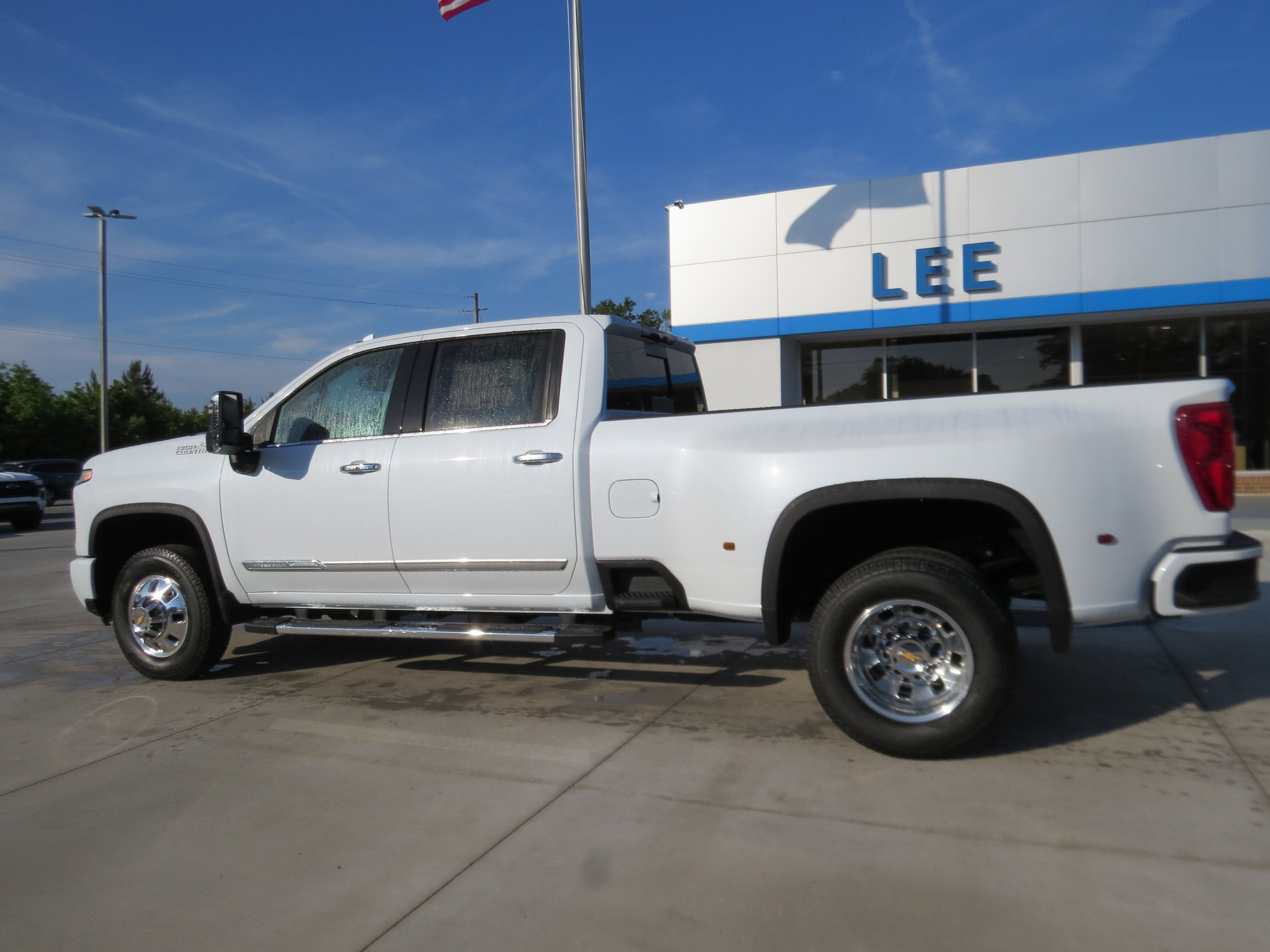 2026 Chevrolet Silverado 3500 HD High Country DRW