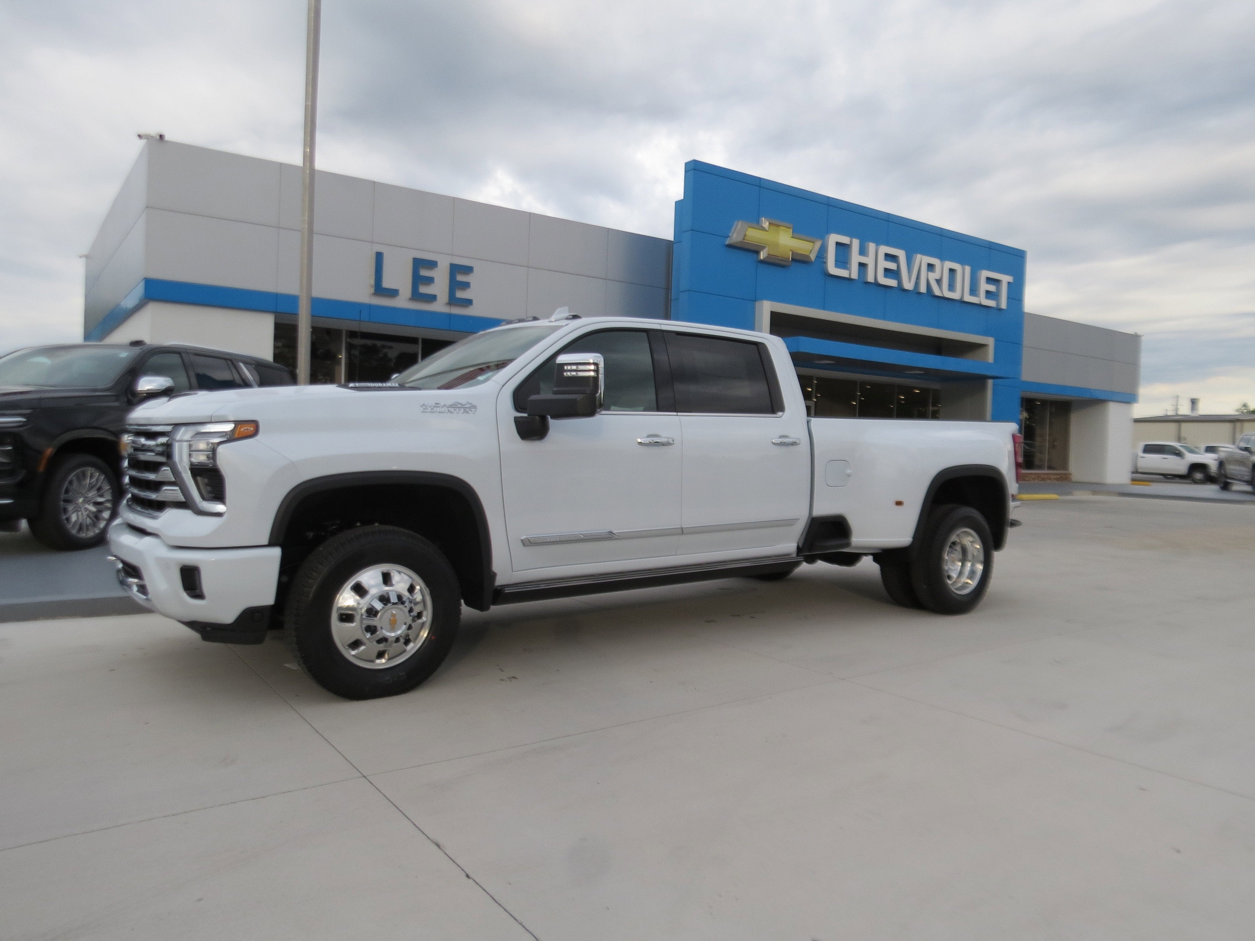 2026 Chevrolet Silverado 3500 HD High Country DRW