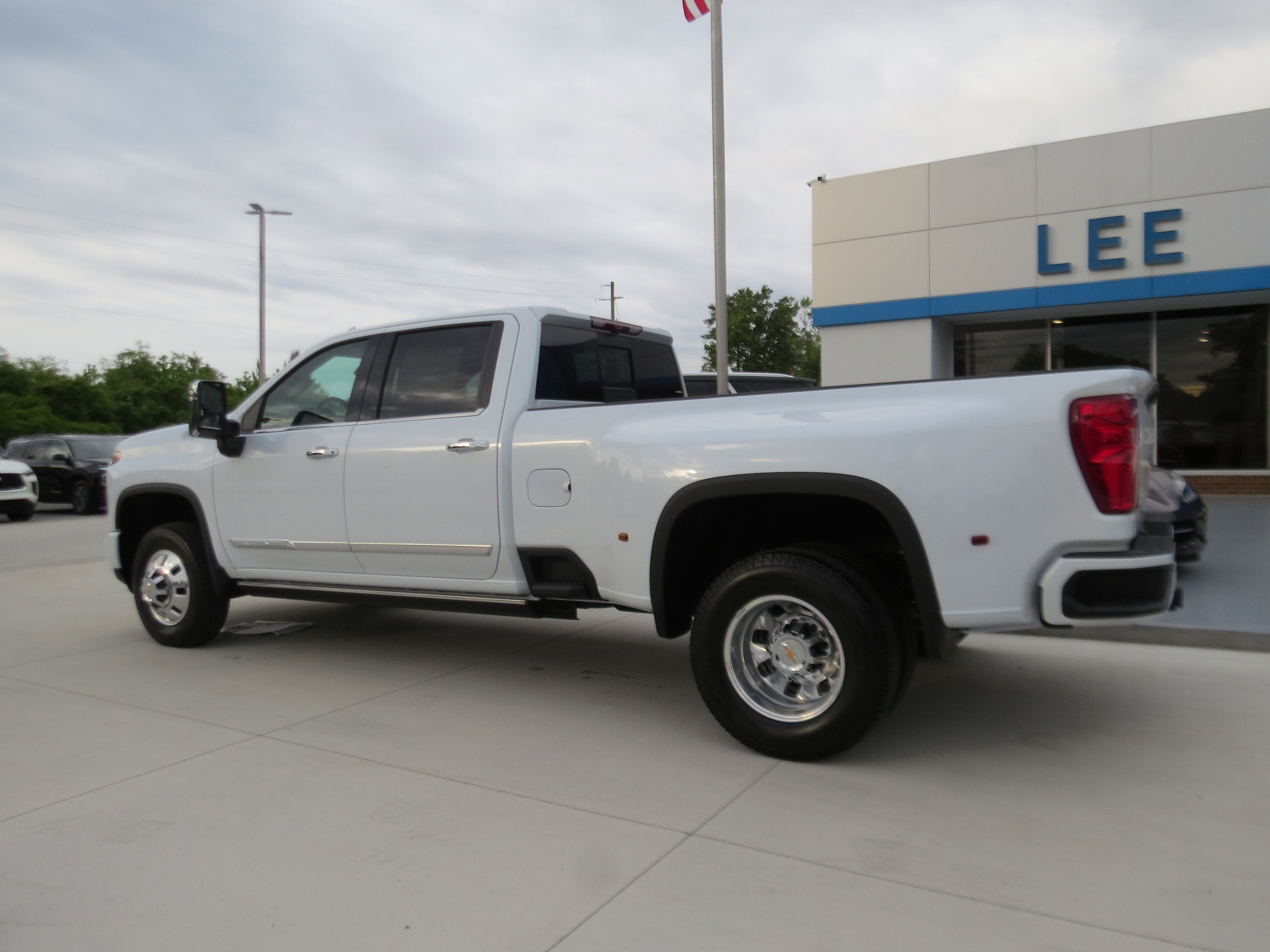 2026 Chevrolet Silverado 3500 HD High Country DRW