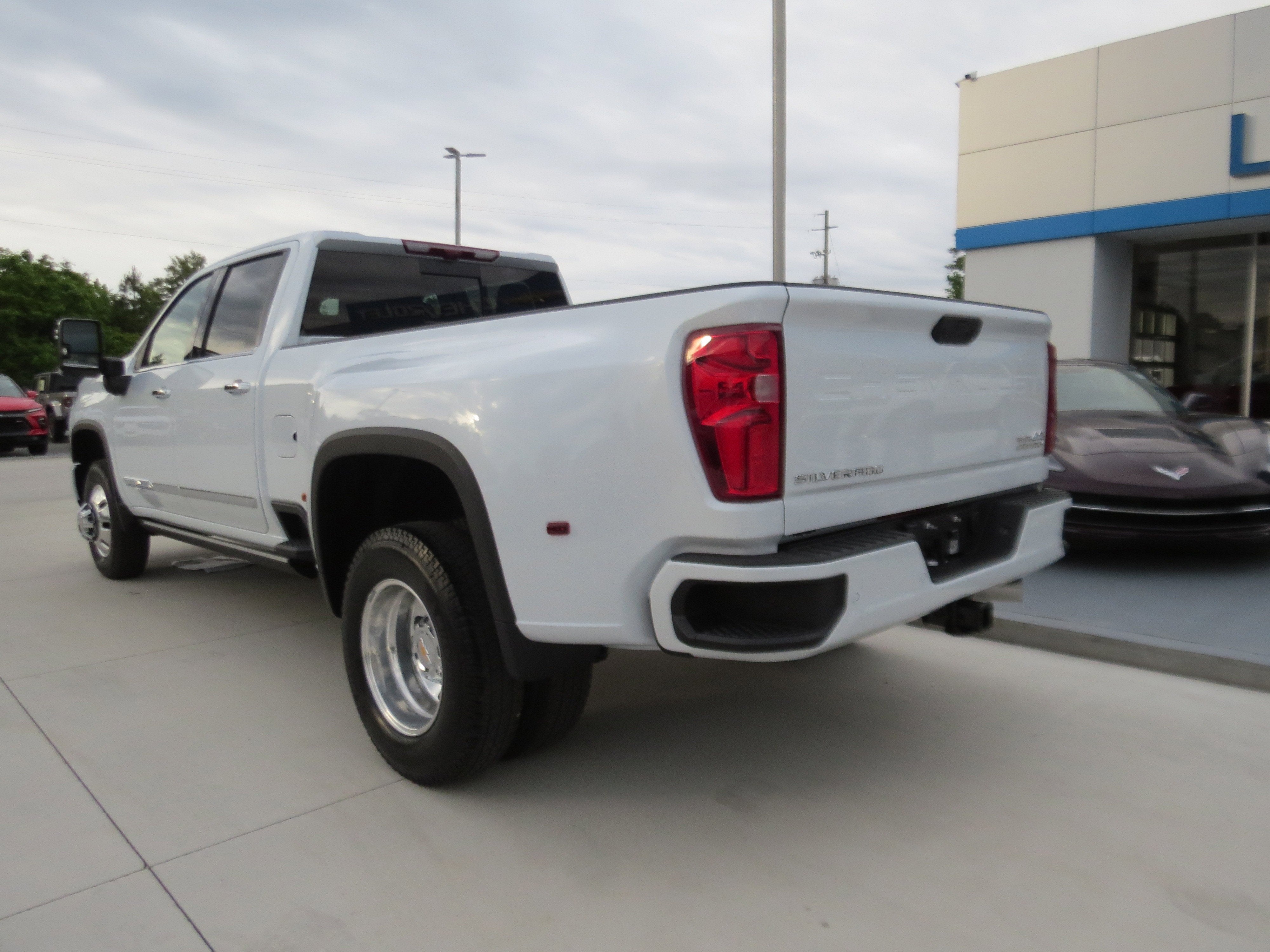 2026 Chevrolet Silverado 3500 HD High Country DRW
