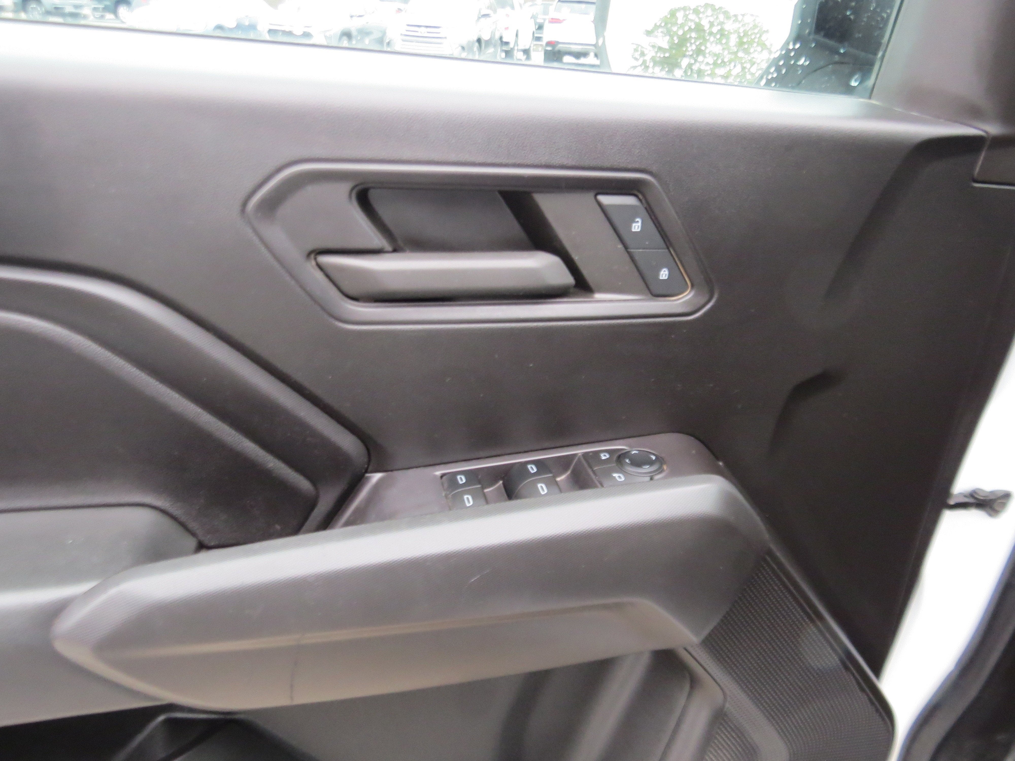 2024 Chevrolet Colorado WT