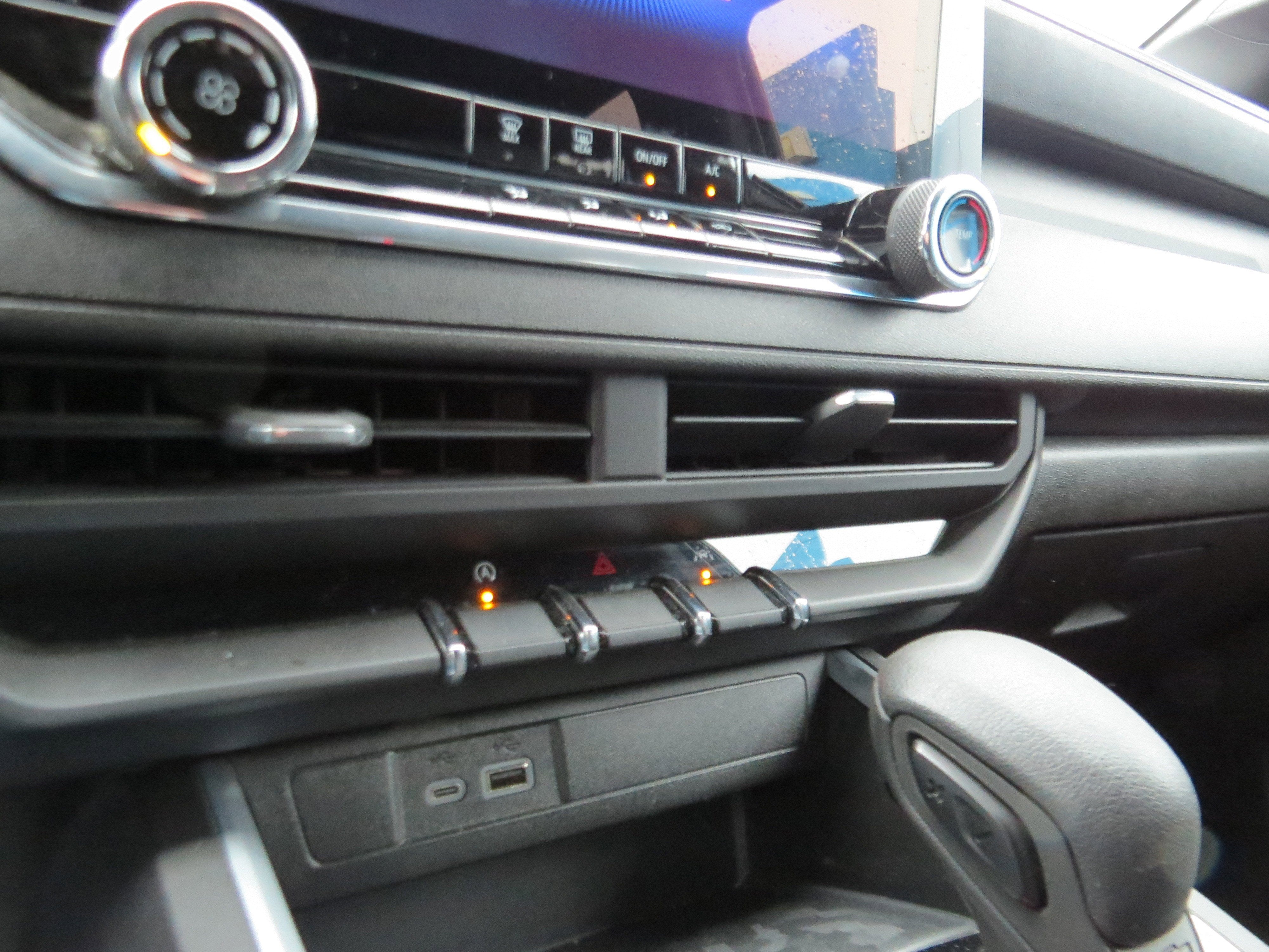 2024 Chevrolet Colorado WT