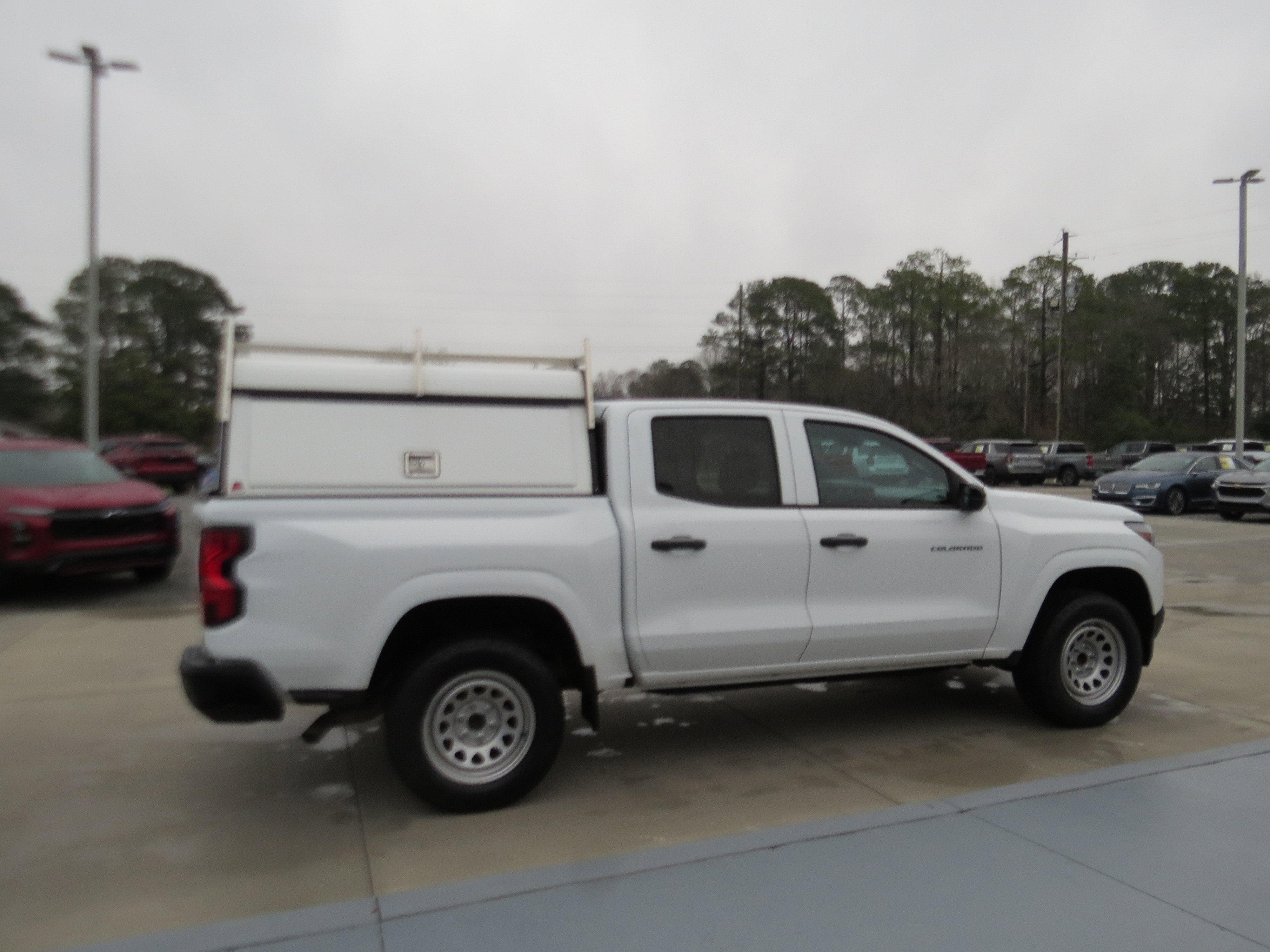 2024 Chevrolet Colorado WT