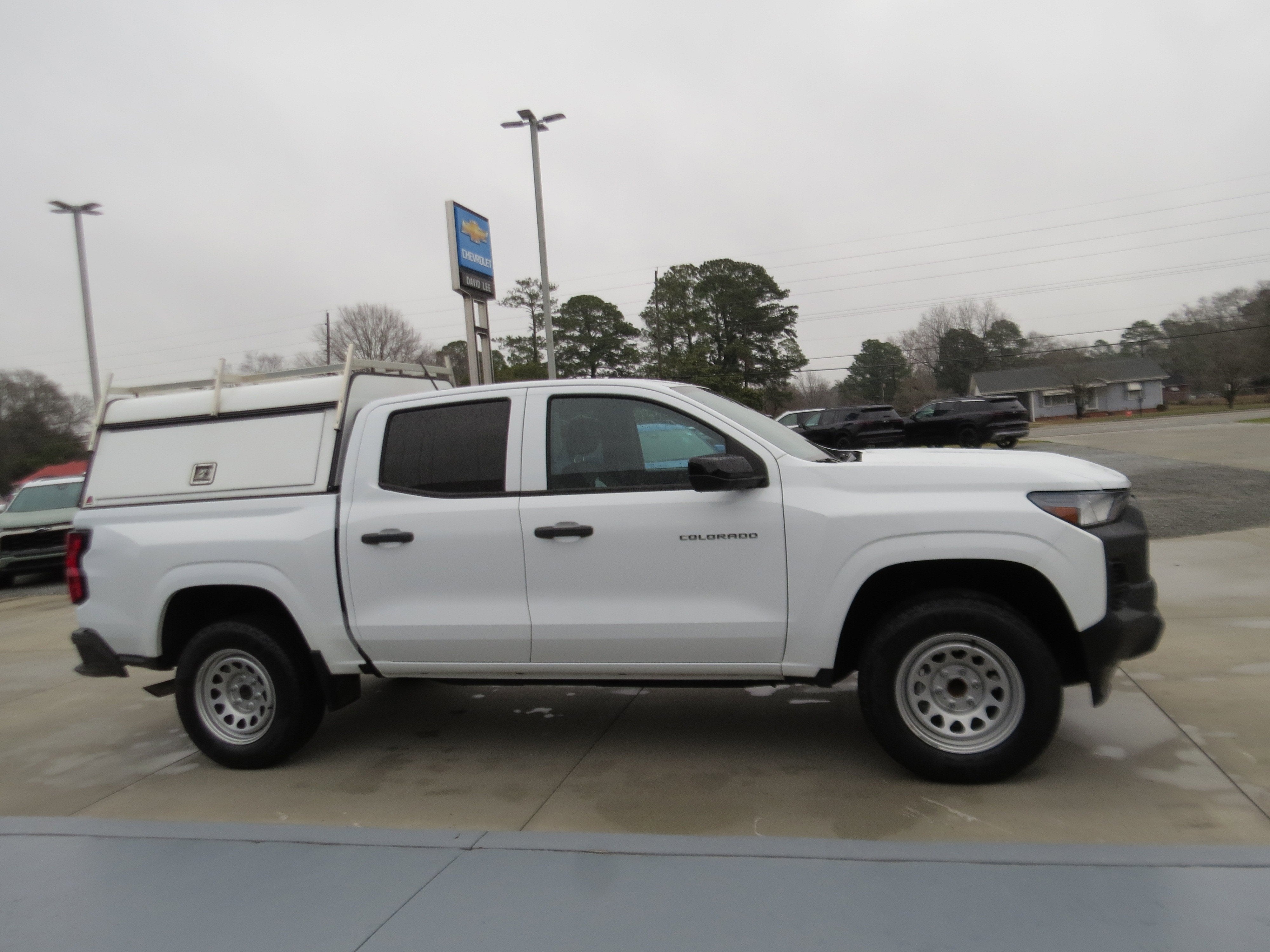 2024 Chevrolet Colorado WT