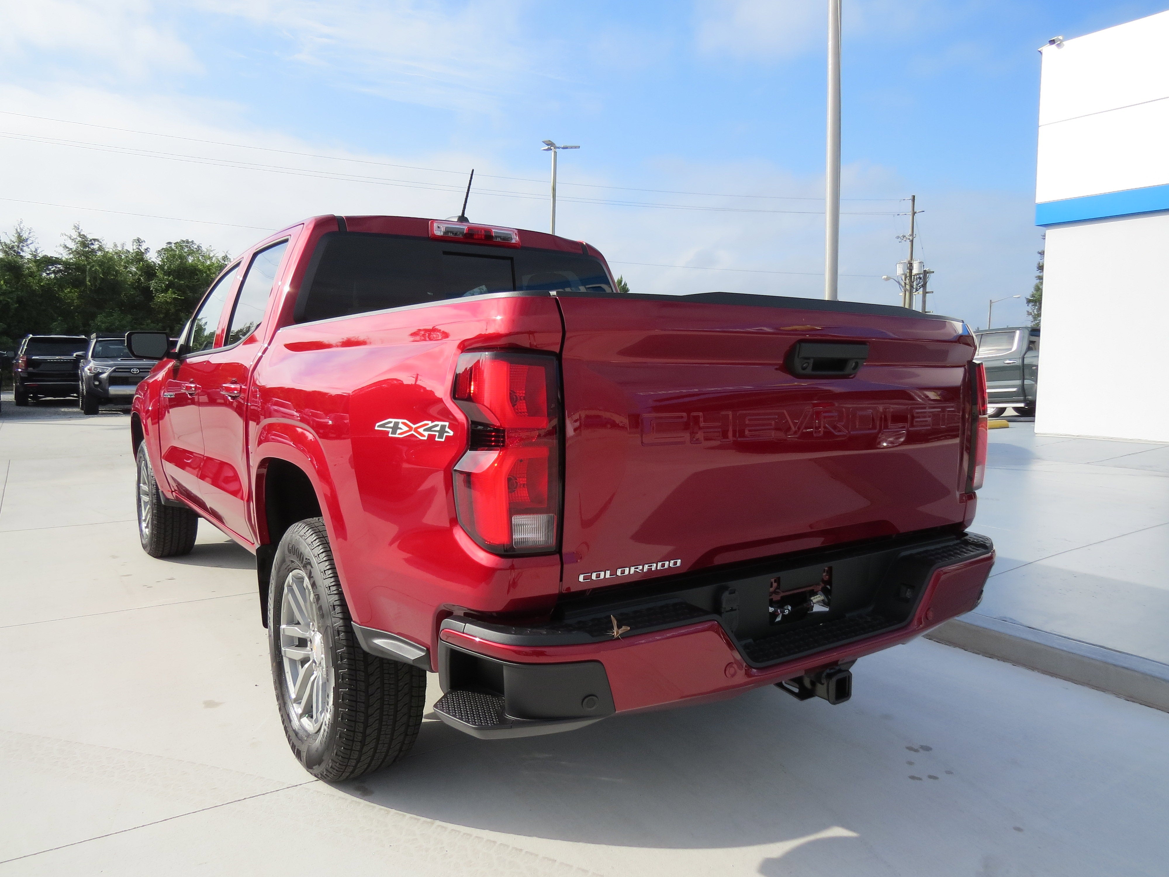 2025 Chevrolet Colorado WT/LT