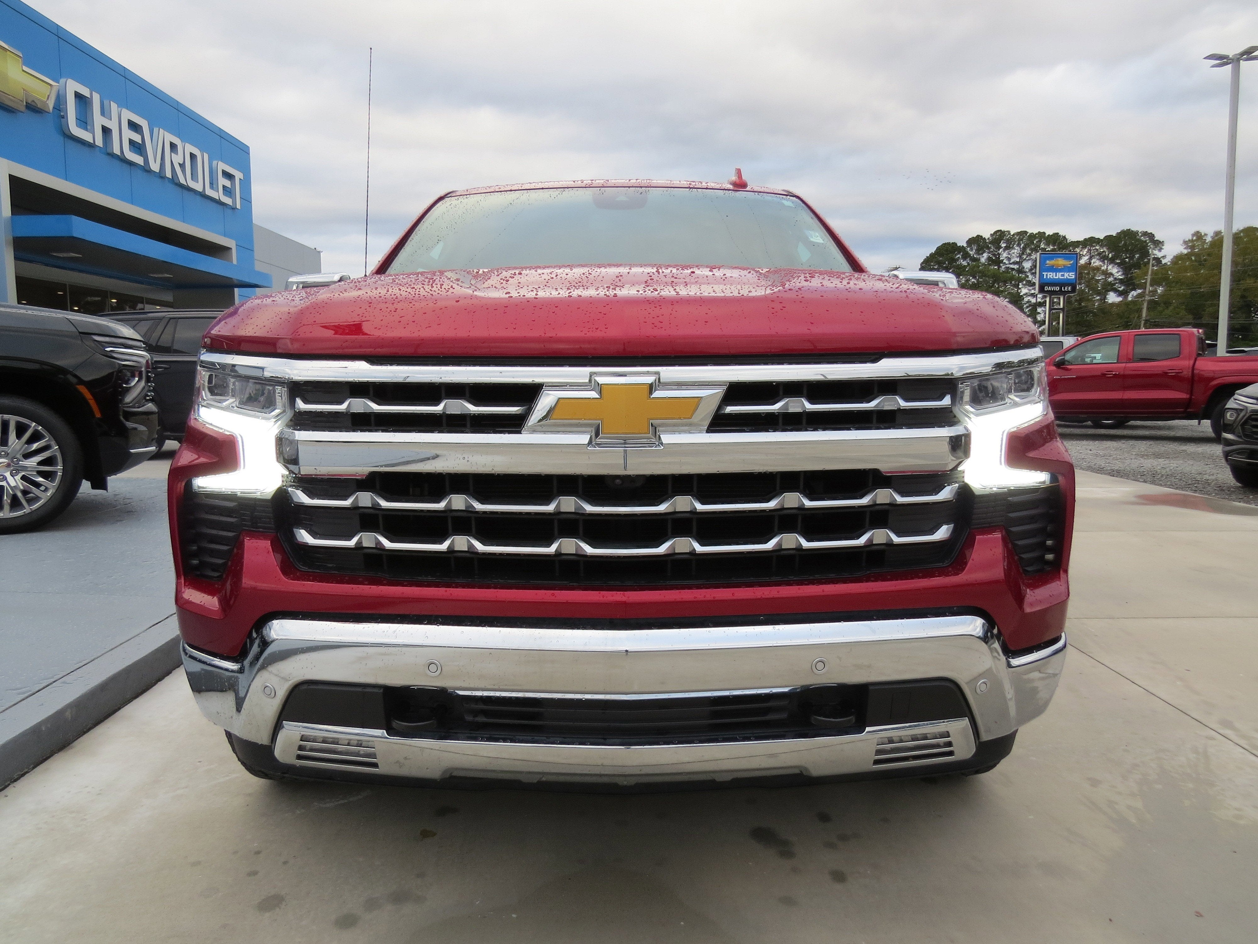 2024 Chevrolet Silverado 1500 LTZ