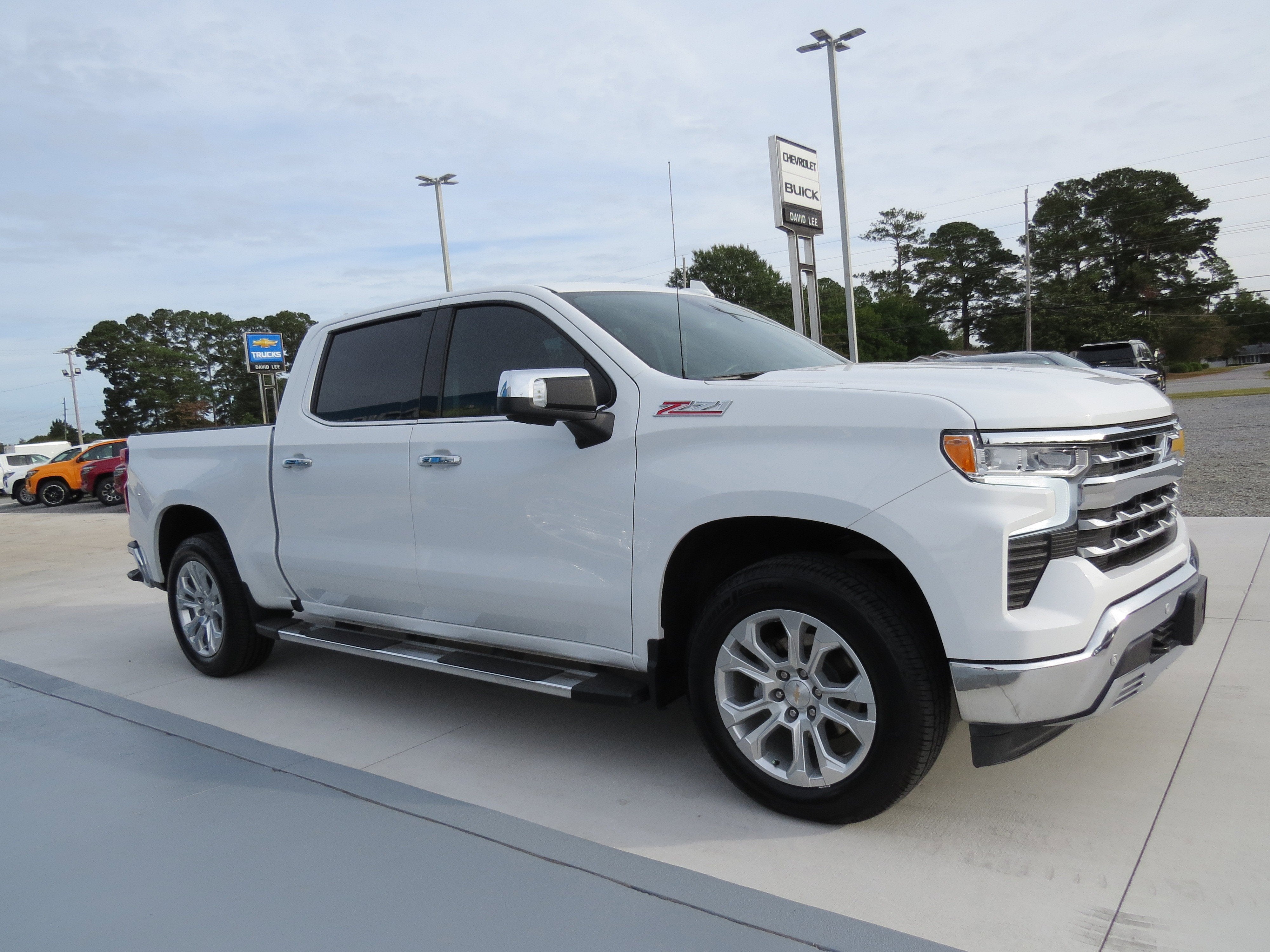 2024 Chevrolet Silverado 1500 LTZ