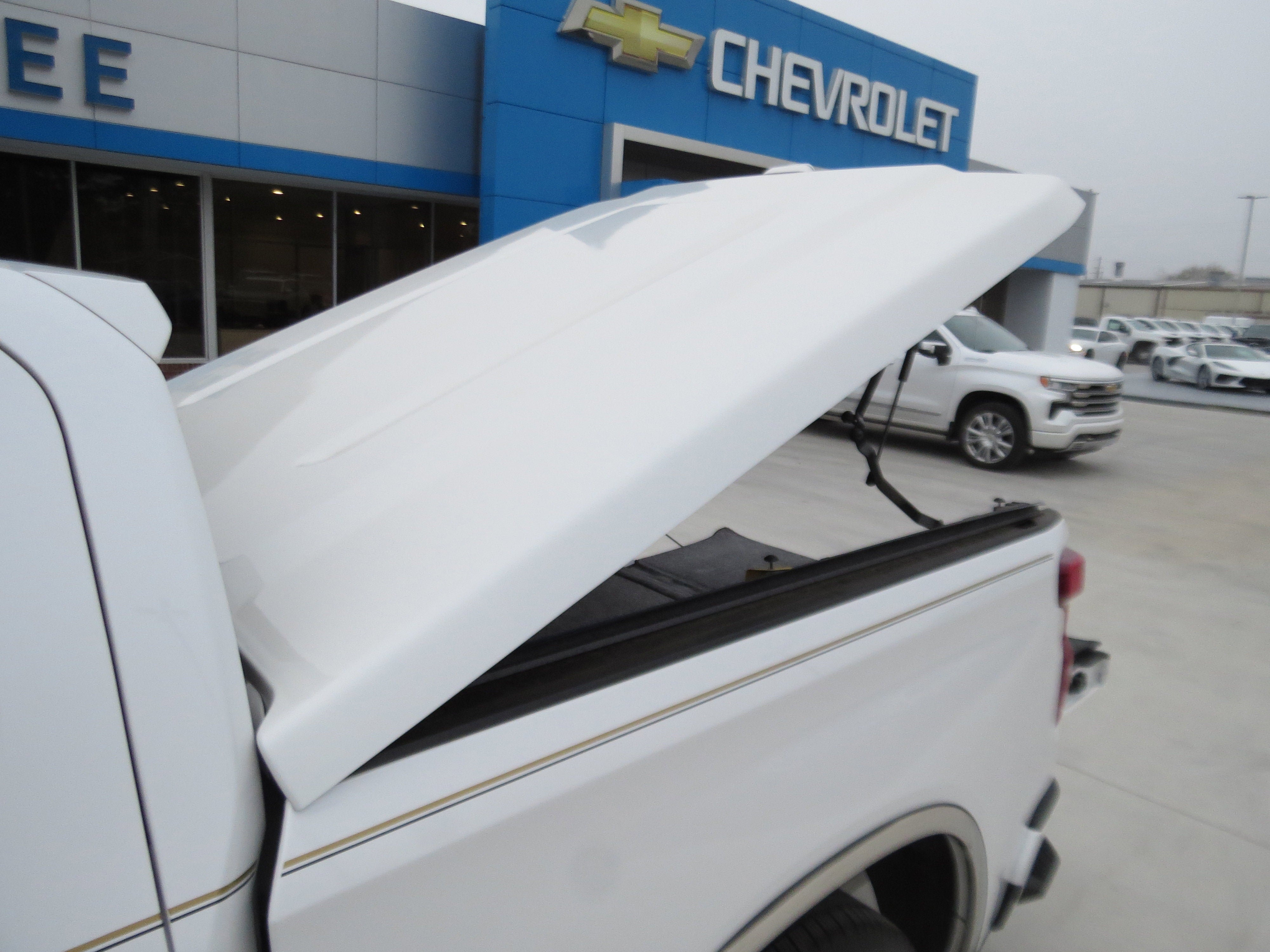 2023 Chevrolet Silverado 1500 High Country