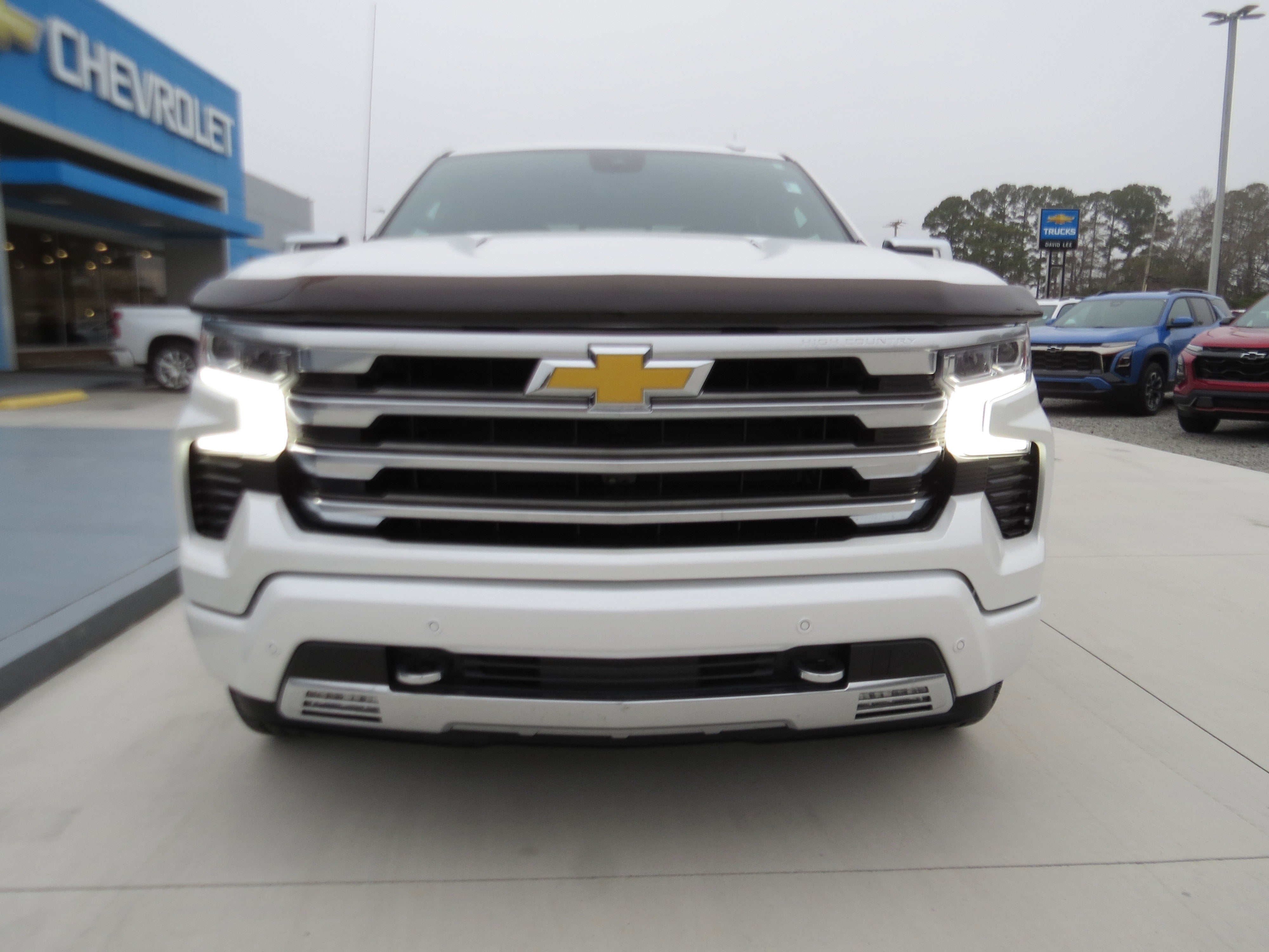 2023 Chevrolet Silverado 1500 High Country