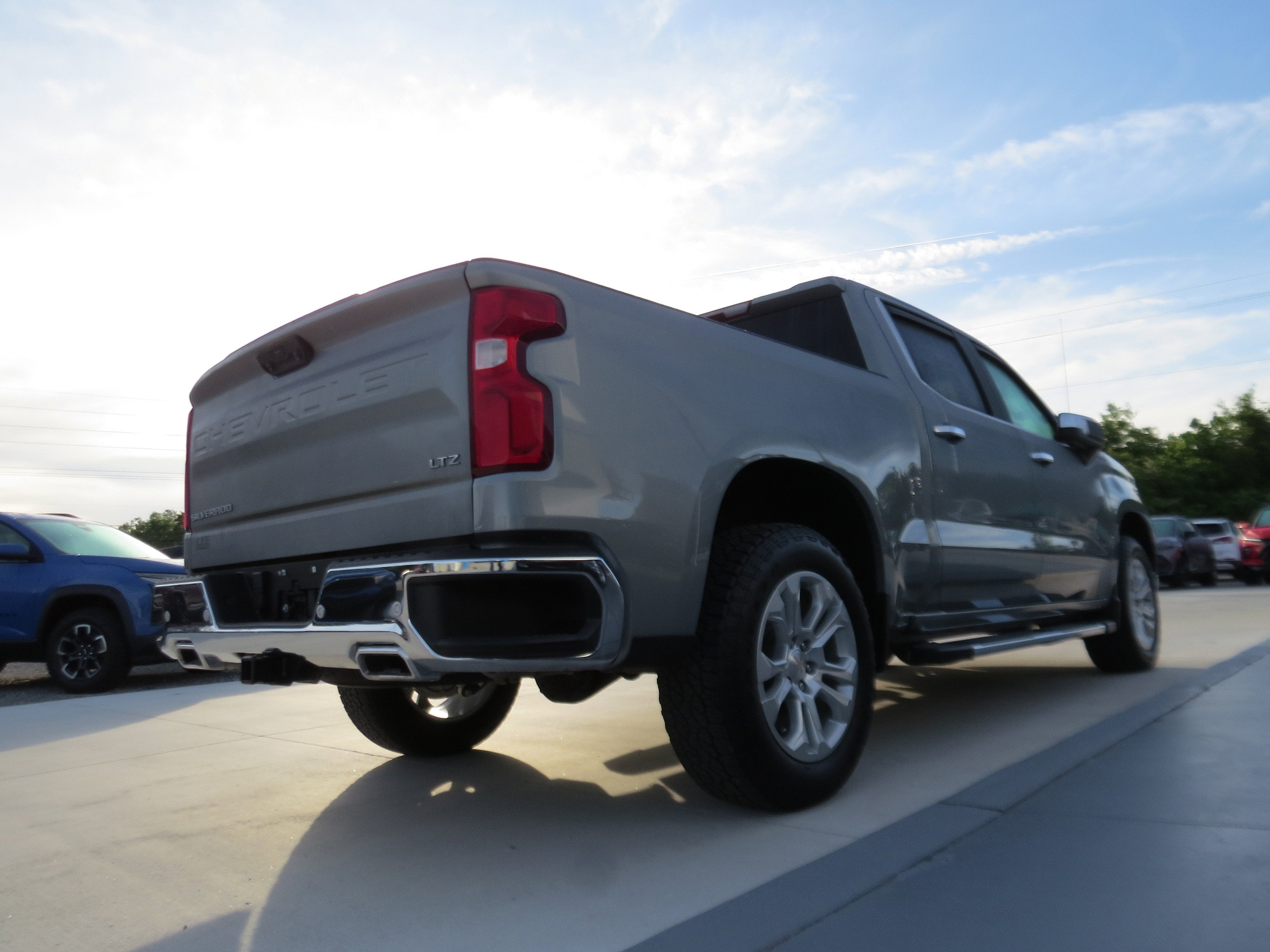 2025 Chevrolet Silverado 1500 LTZ
