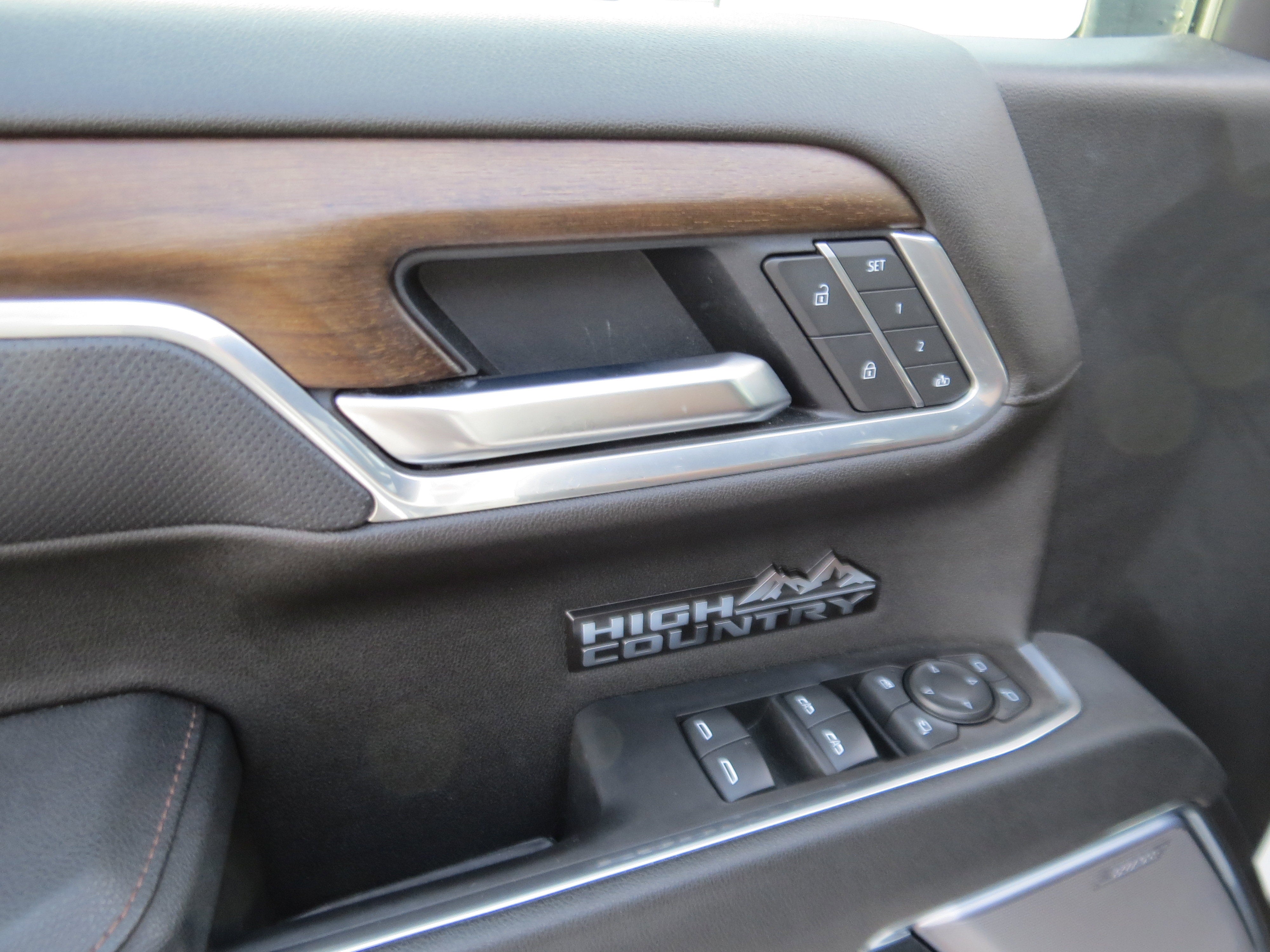 2025 Chevrolet Silverado 1500 High Country