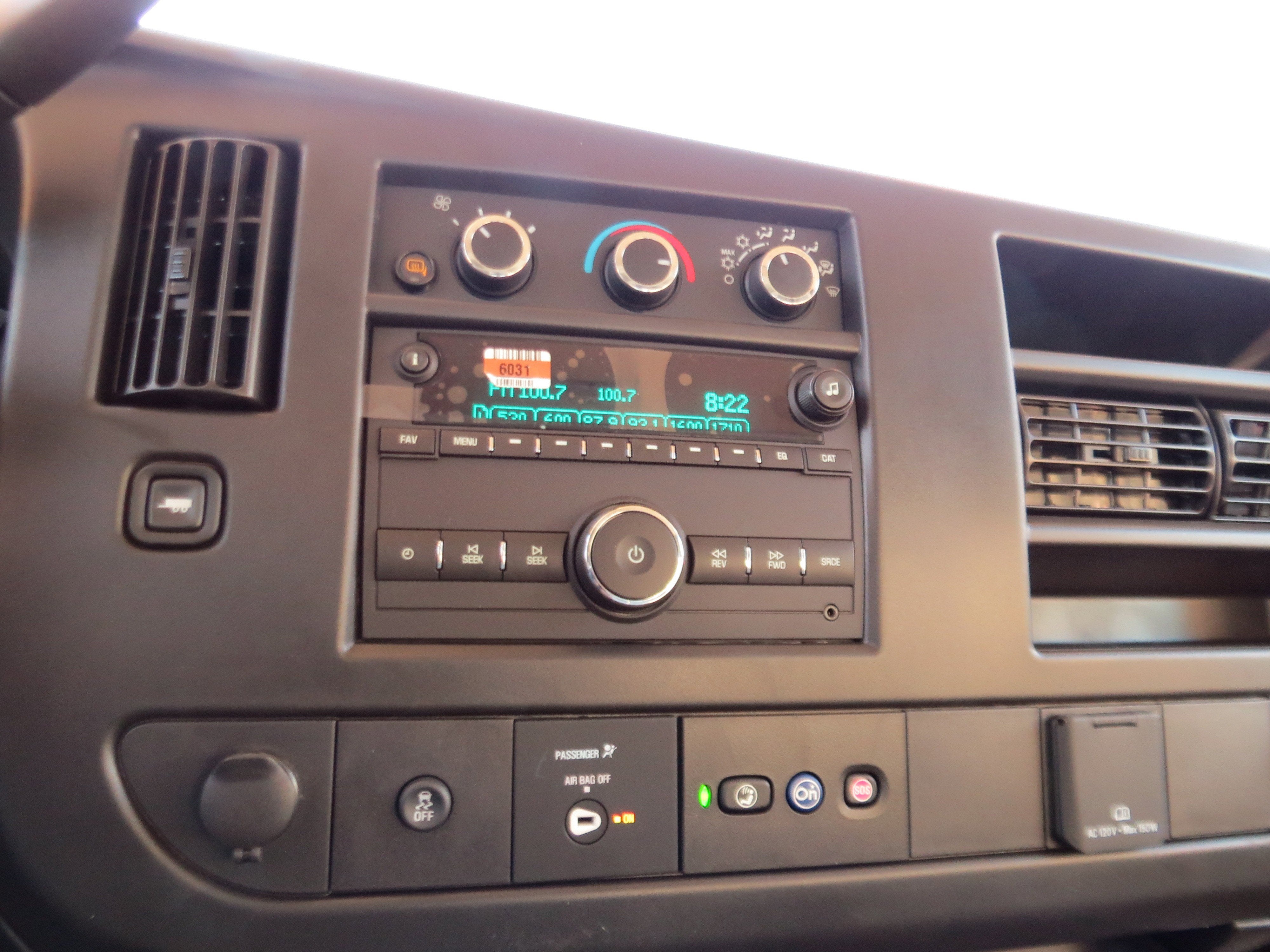 2026 Chevrolet Express Cargo WT