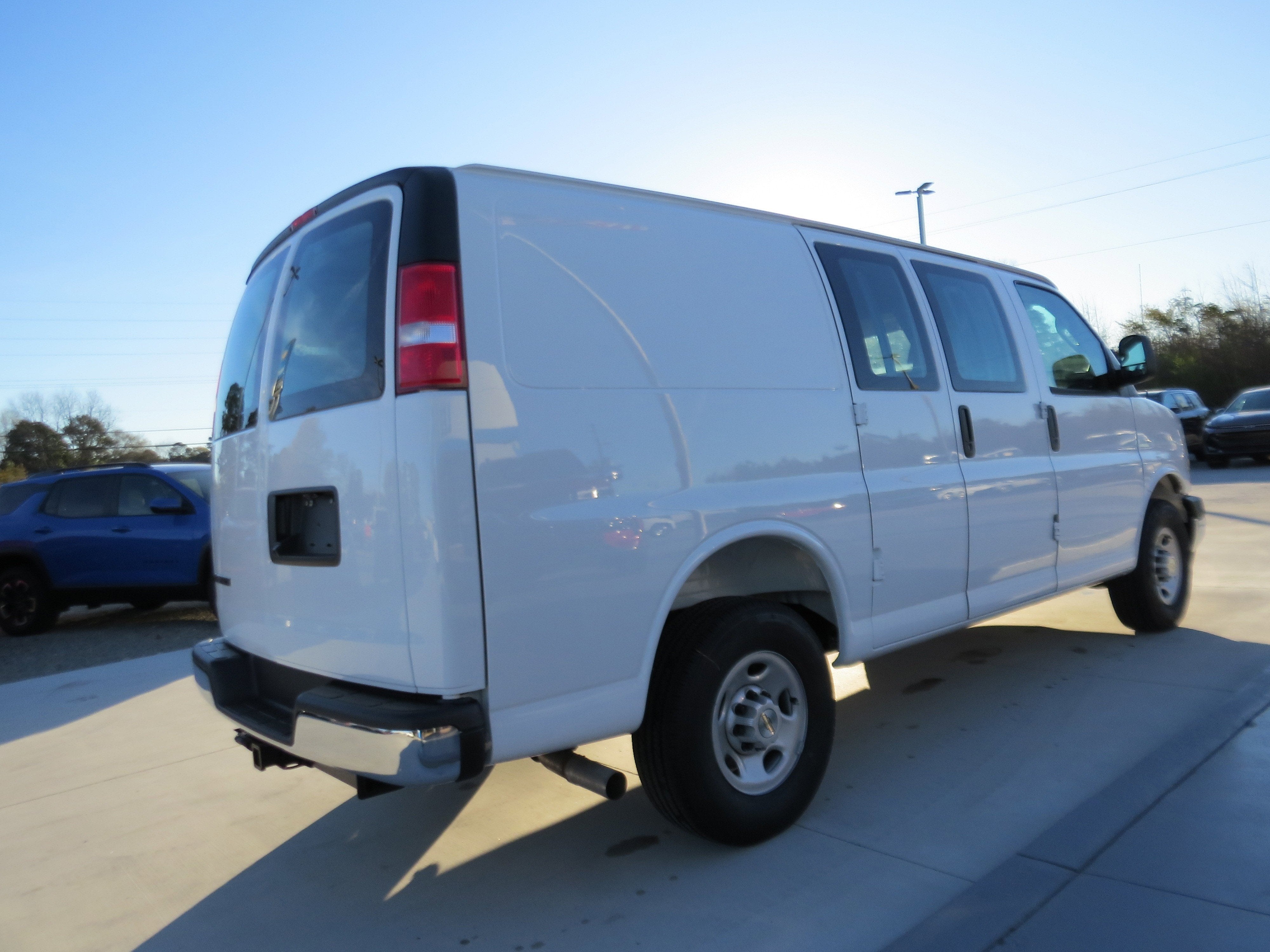 2026 Chevrolet Express Cargo WT