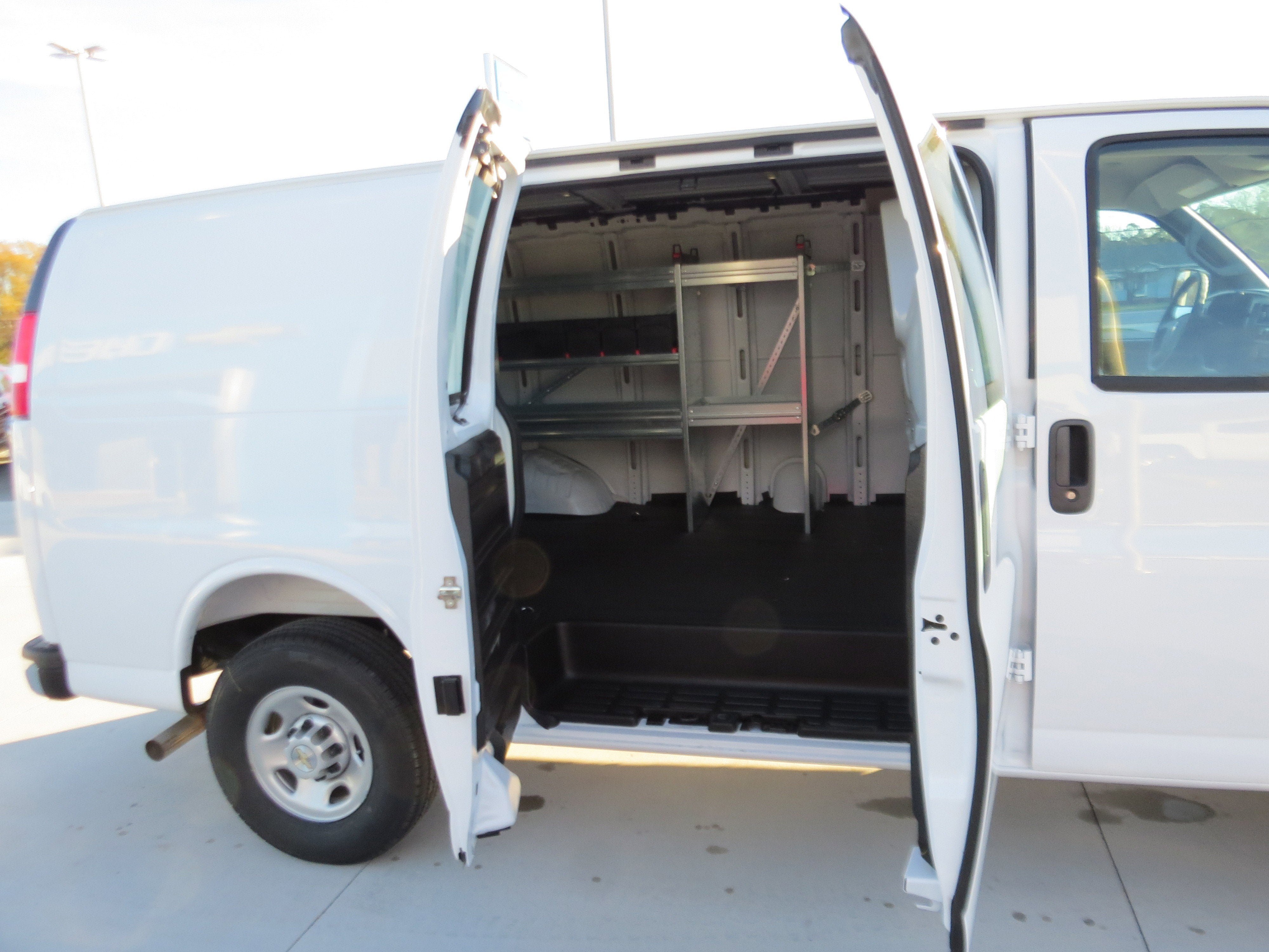 2026 Chevrolet Express Cargo WT