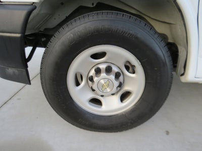 2025 Chevrolet Express Cargo WT