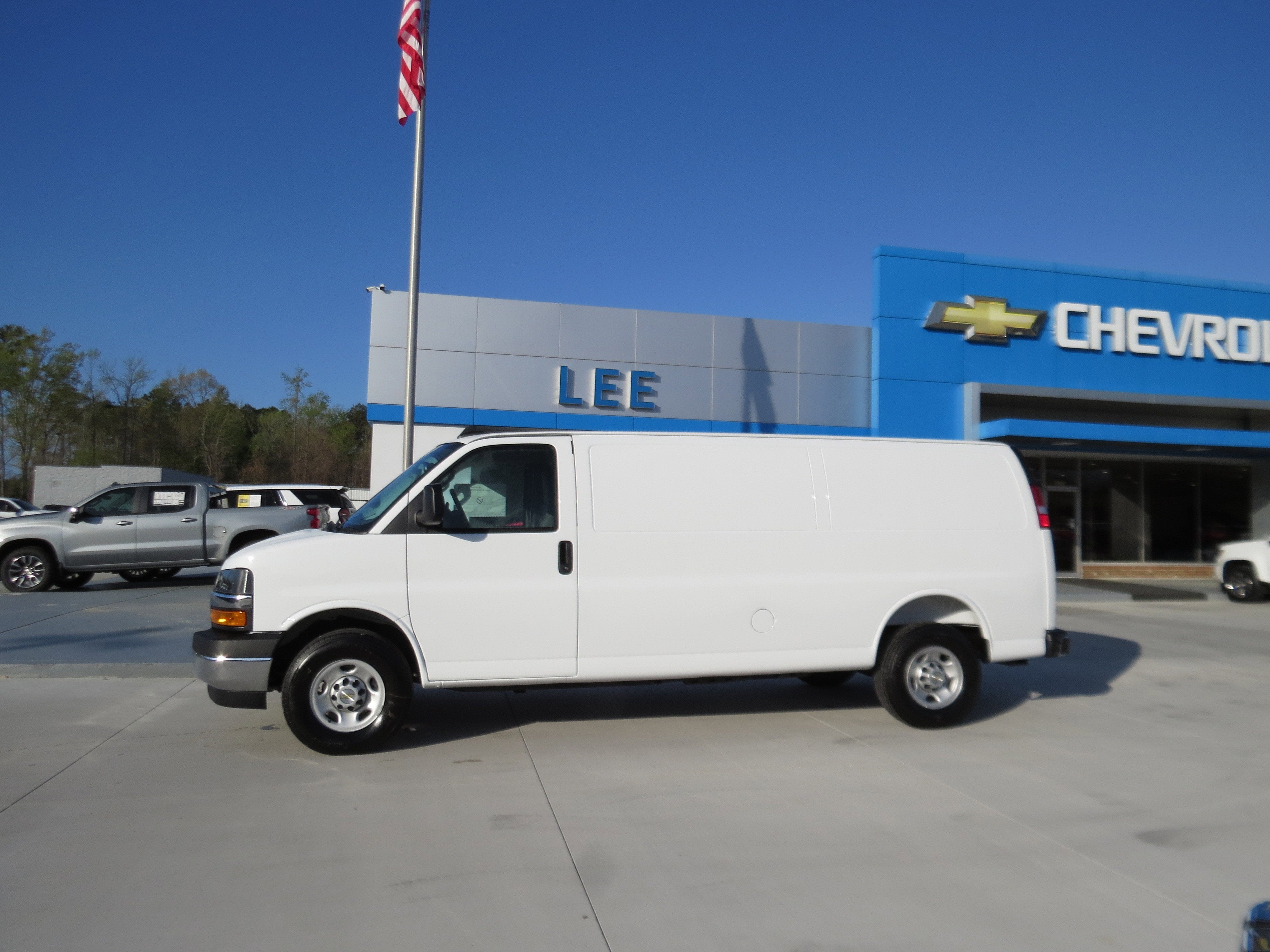 2026 Chevrolet Express Cargo WT