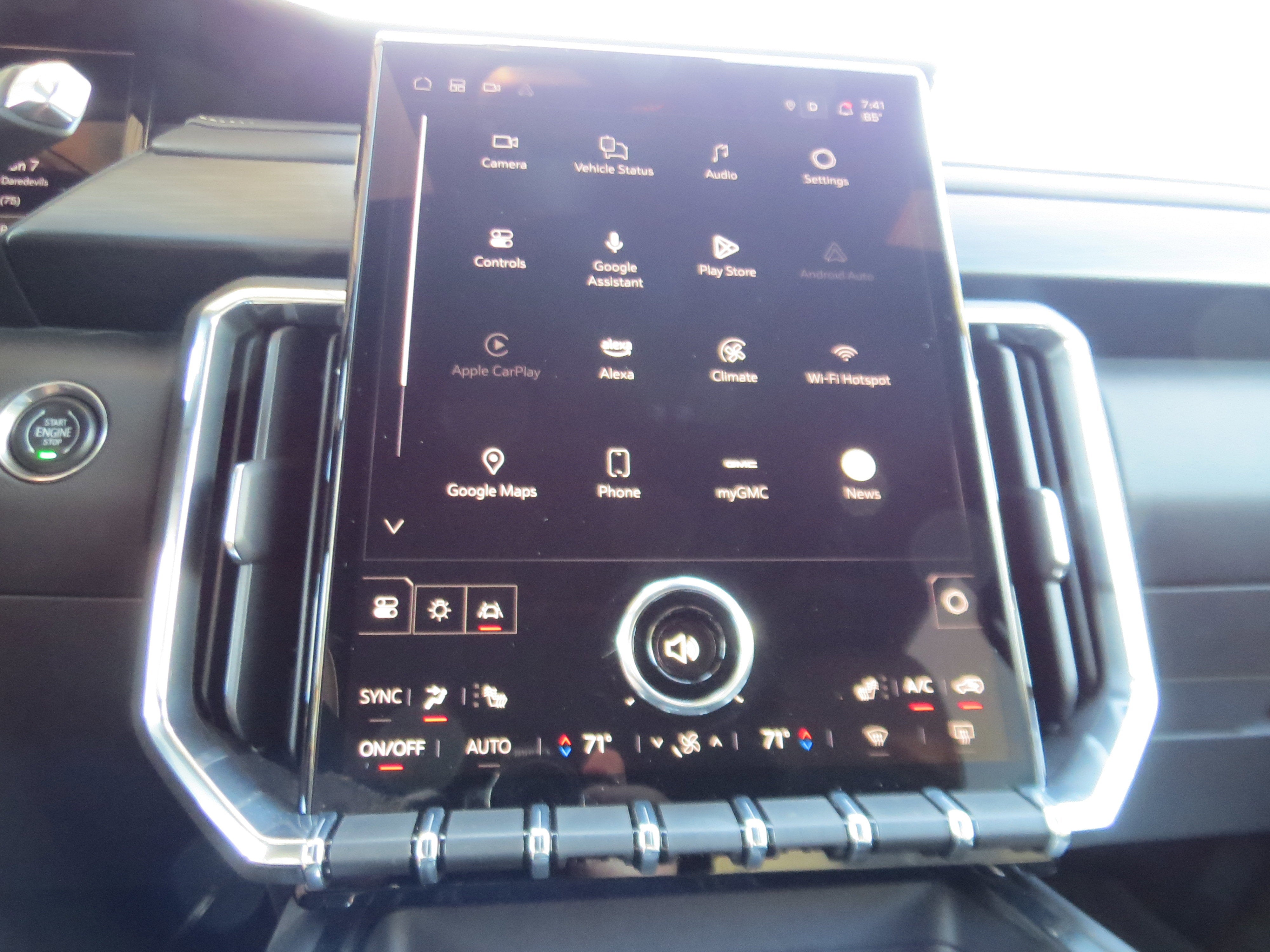 2024 GMC Acadia Elevation