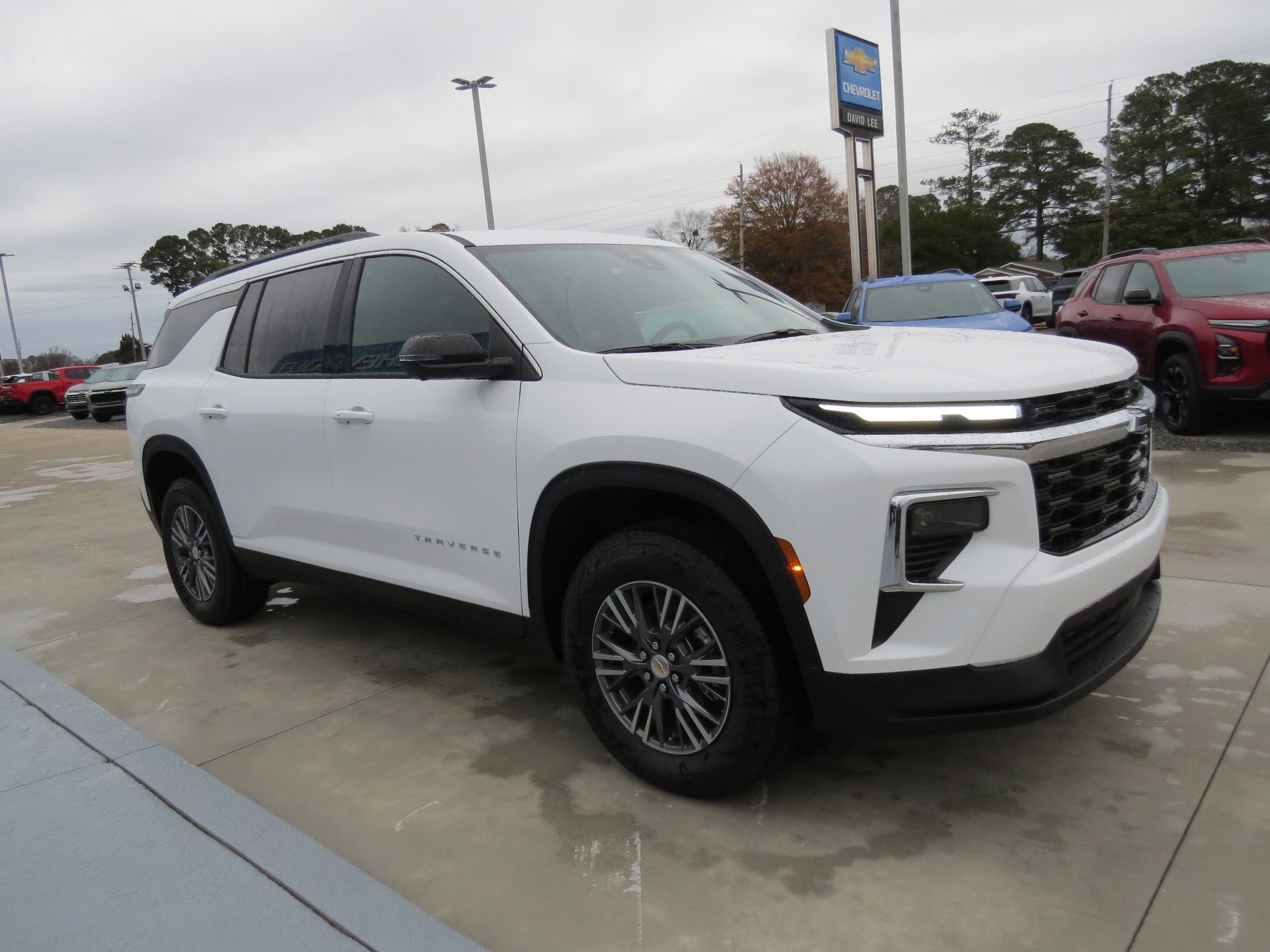 2026 Chevrolet Traverse LT