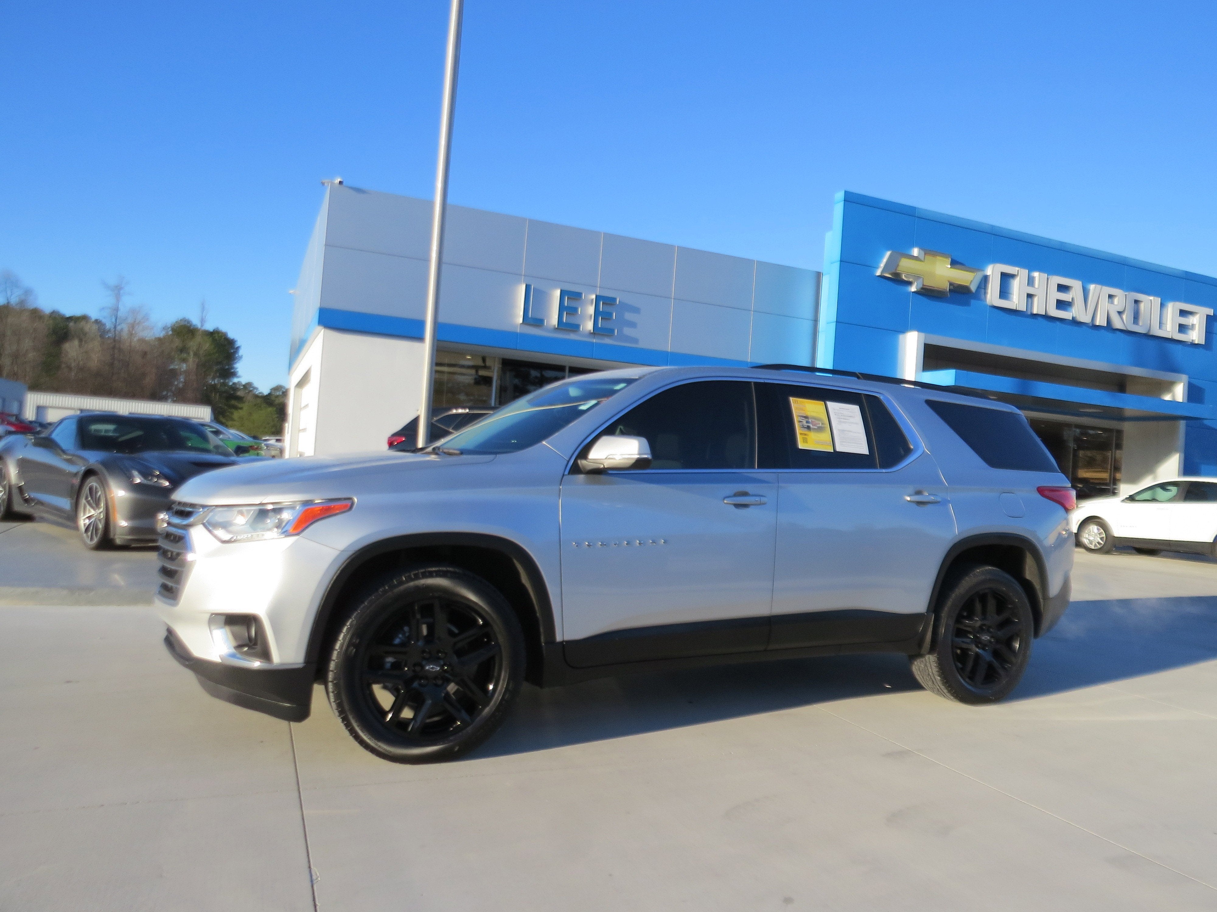 2021 Chevrolet Traverse LT Cloth