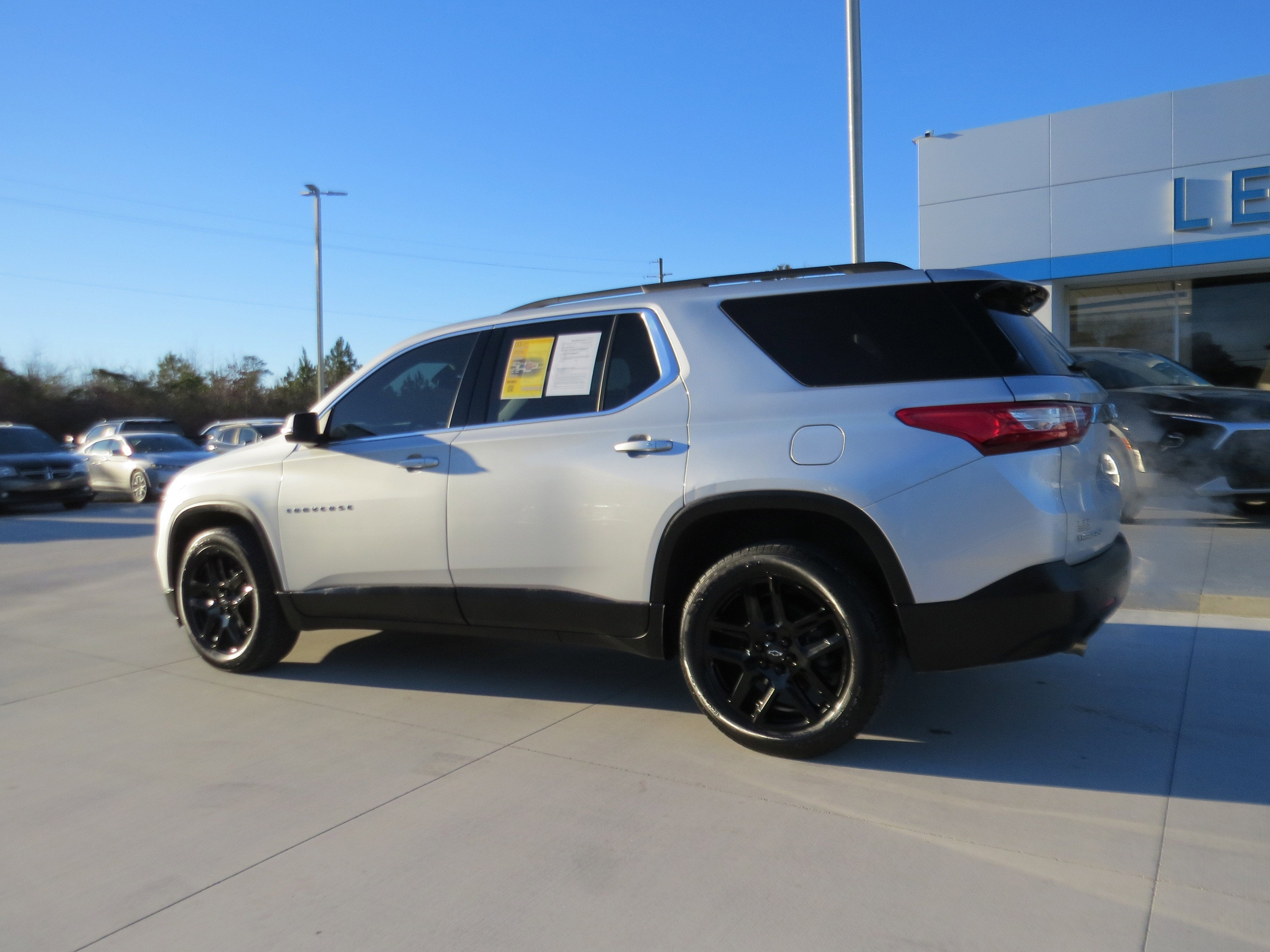 2021 Chevrolet Traverse LT Cloth