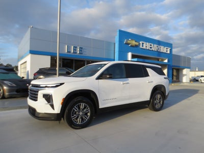 2025 Chevrolet Traverse LT