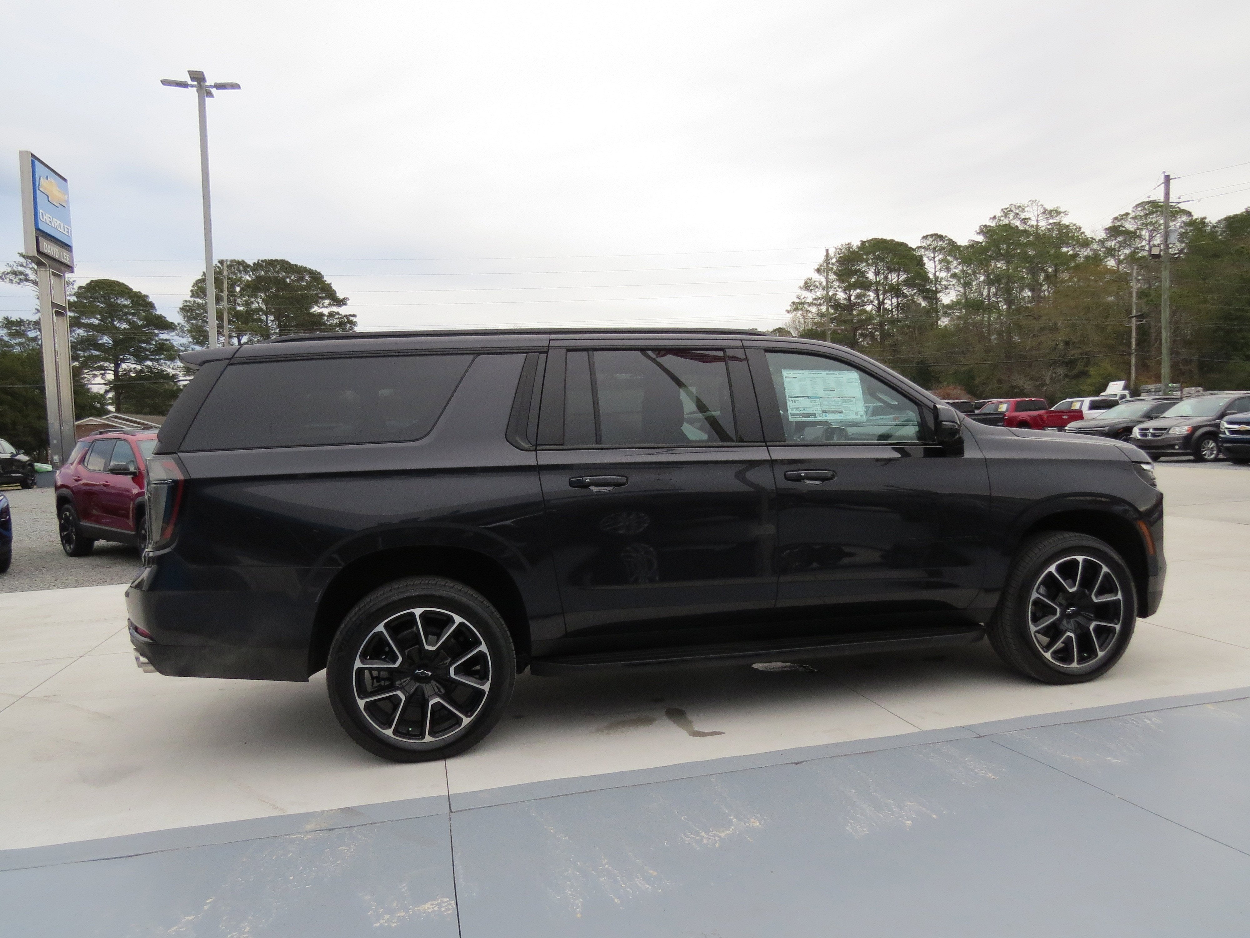 2026 Chevrolet Suburban RST