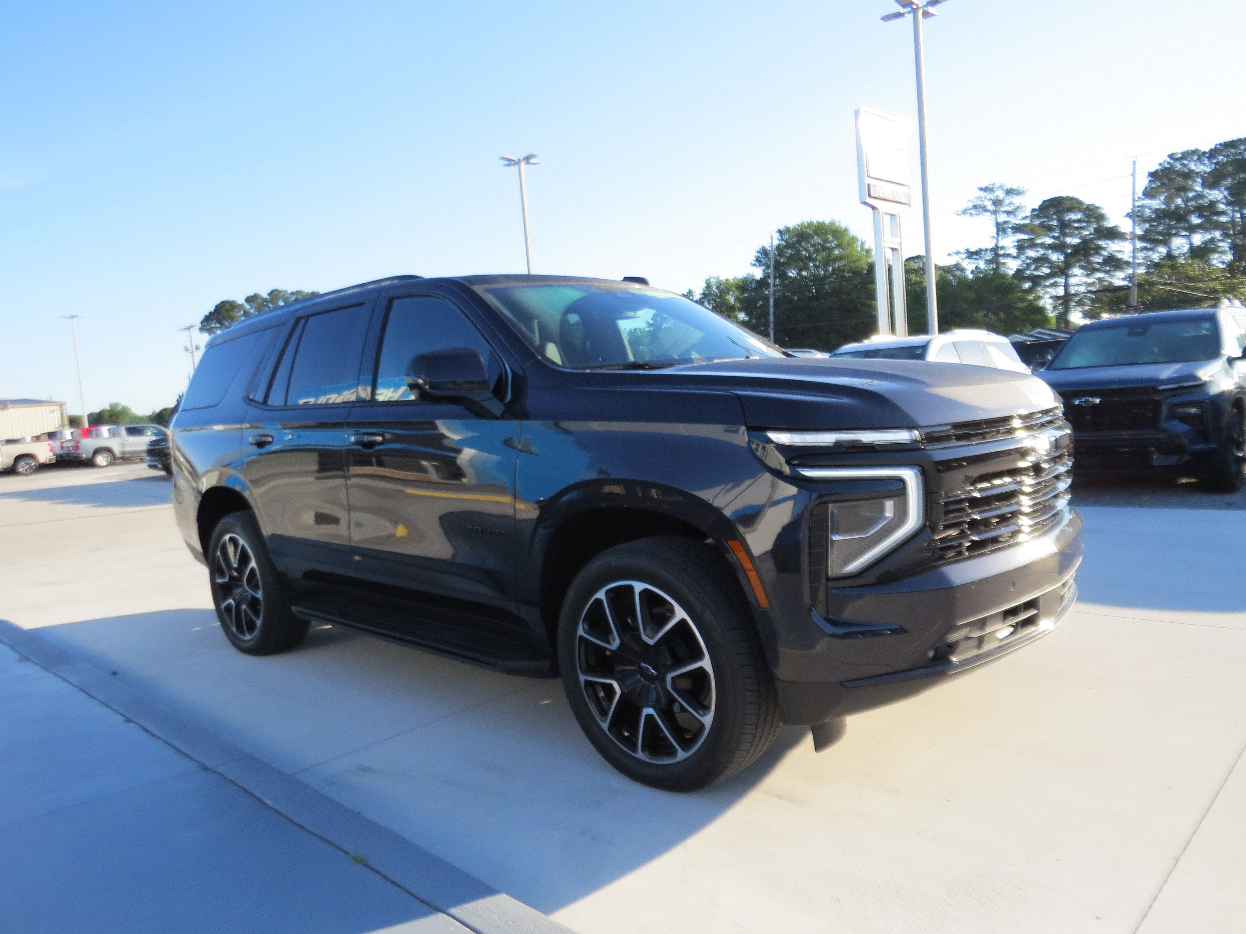 2025 Chevrolet Tahoe RST