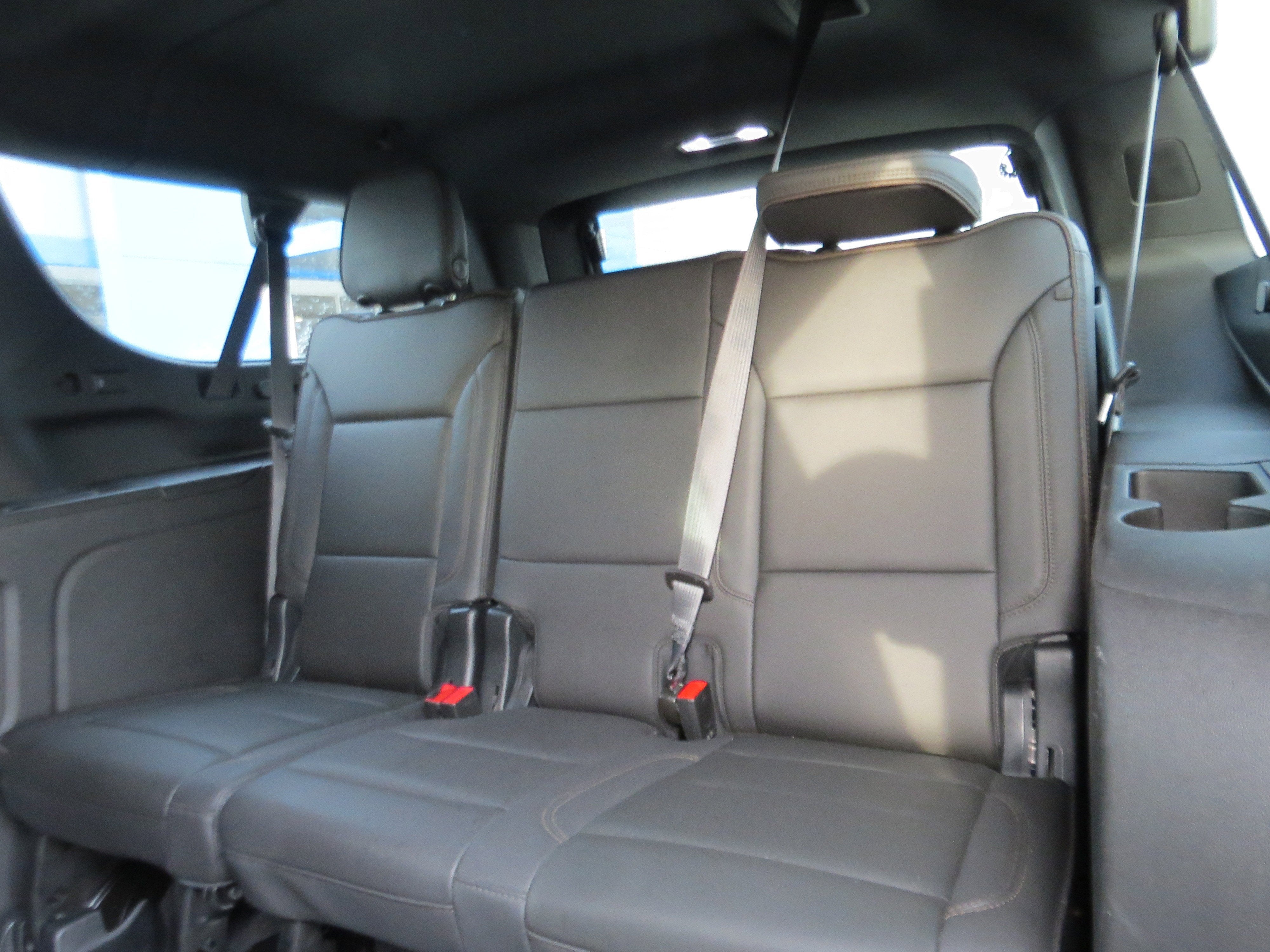 2023 Chevrolet Suburban High Country