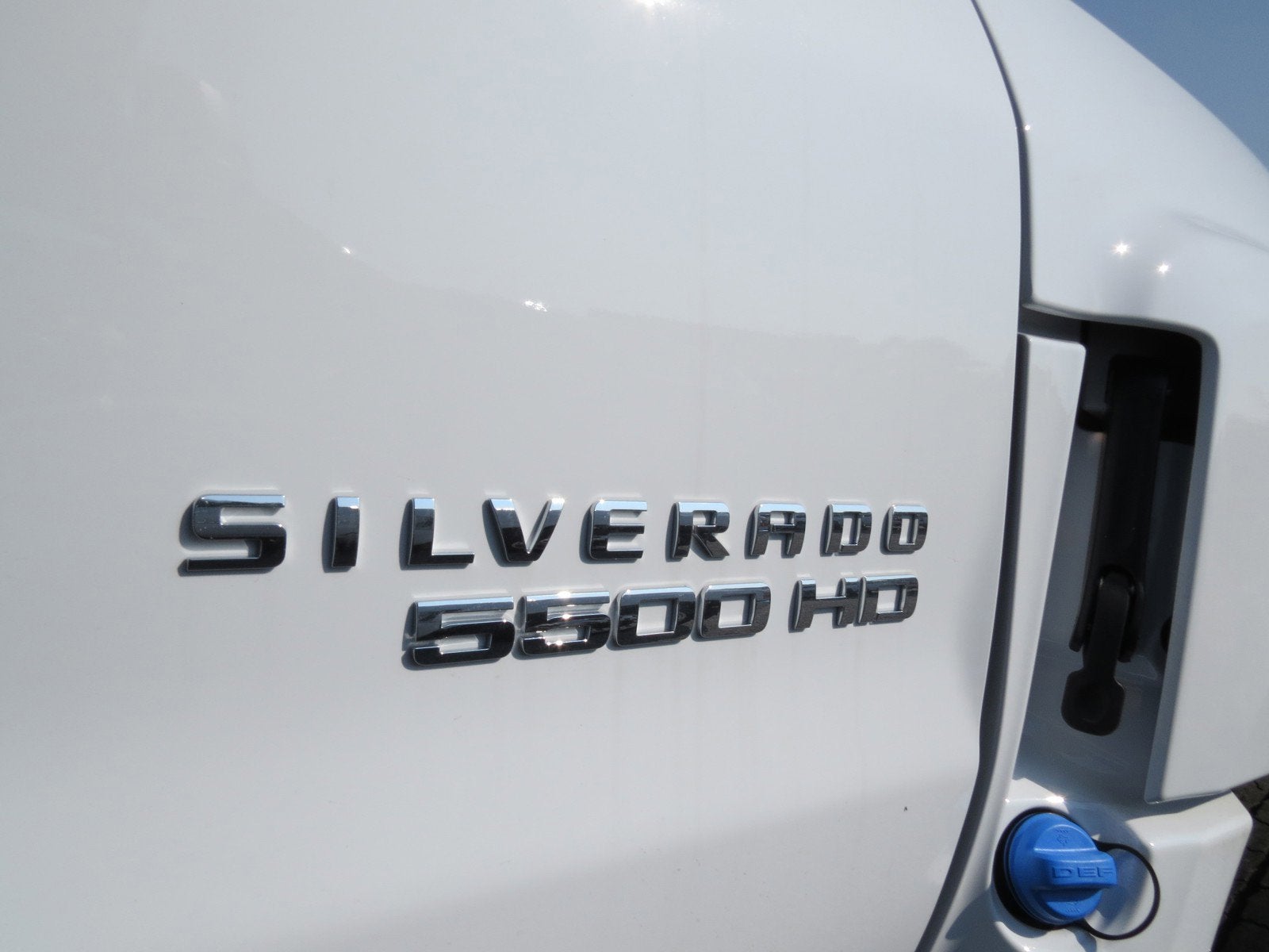 2024 Chevrolet Silverado 5500 HD Work Truck