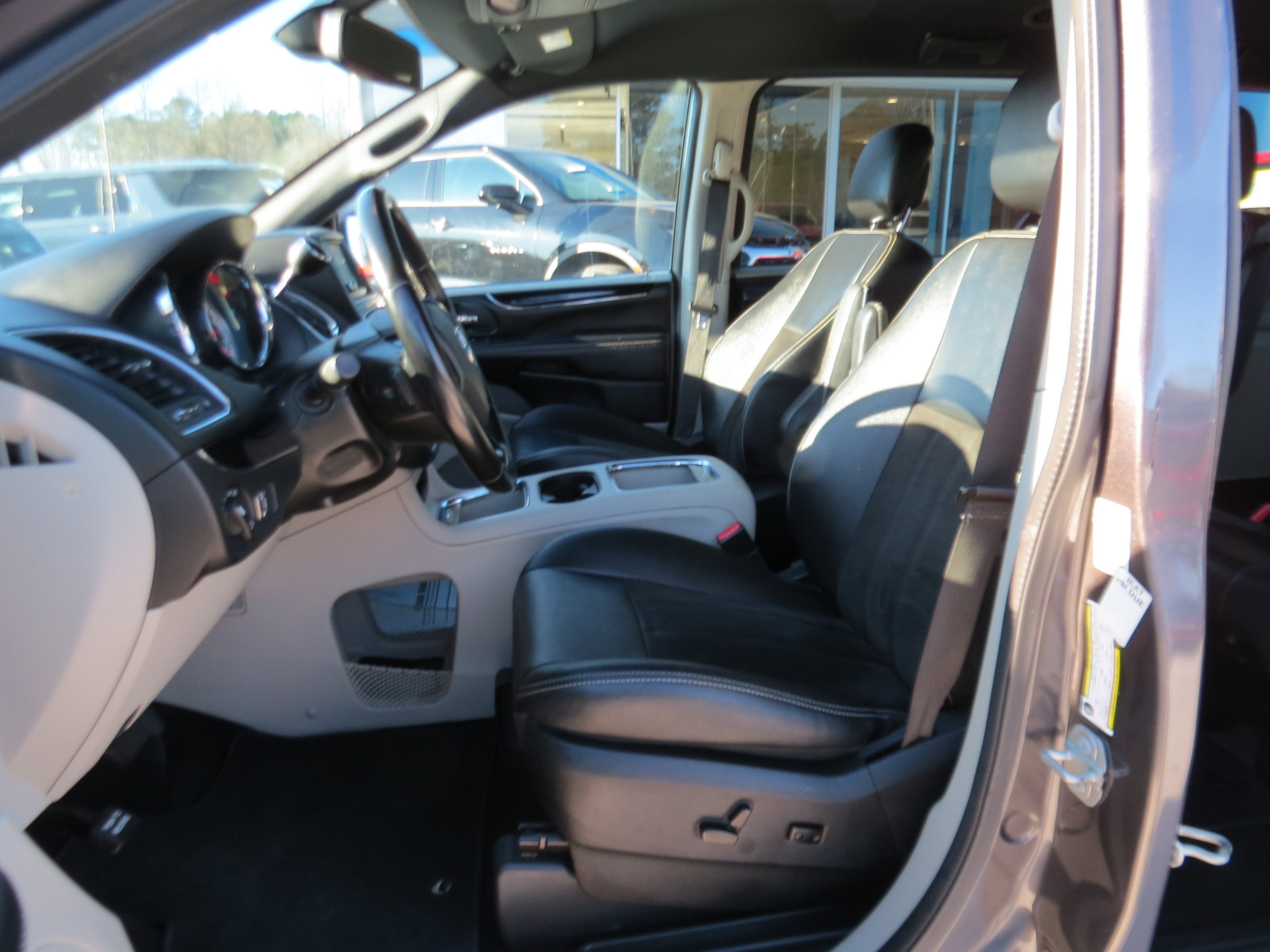 2020 Dodge Grand Caravan SXT