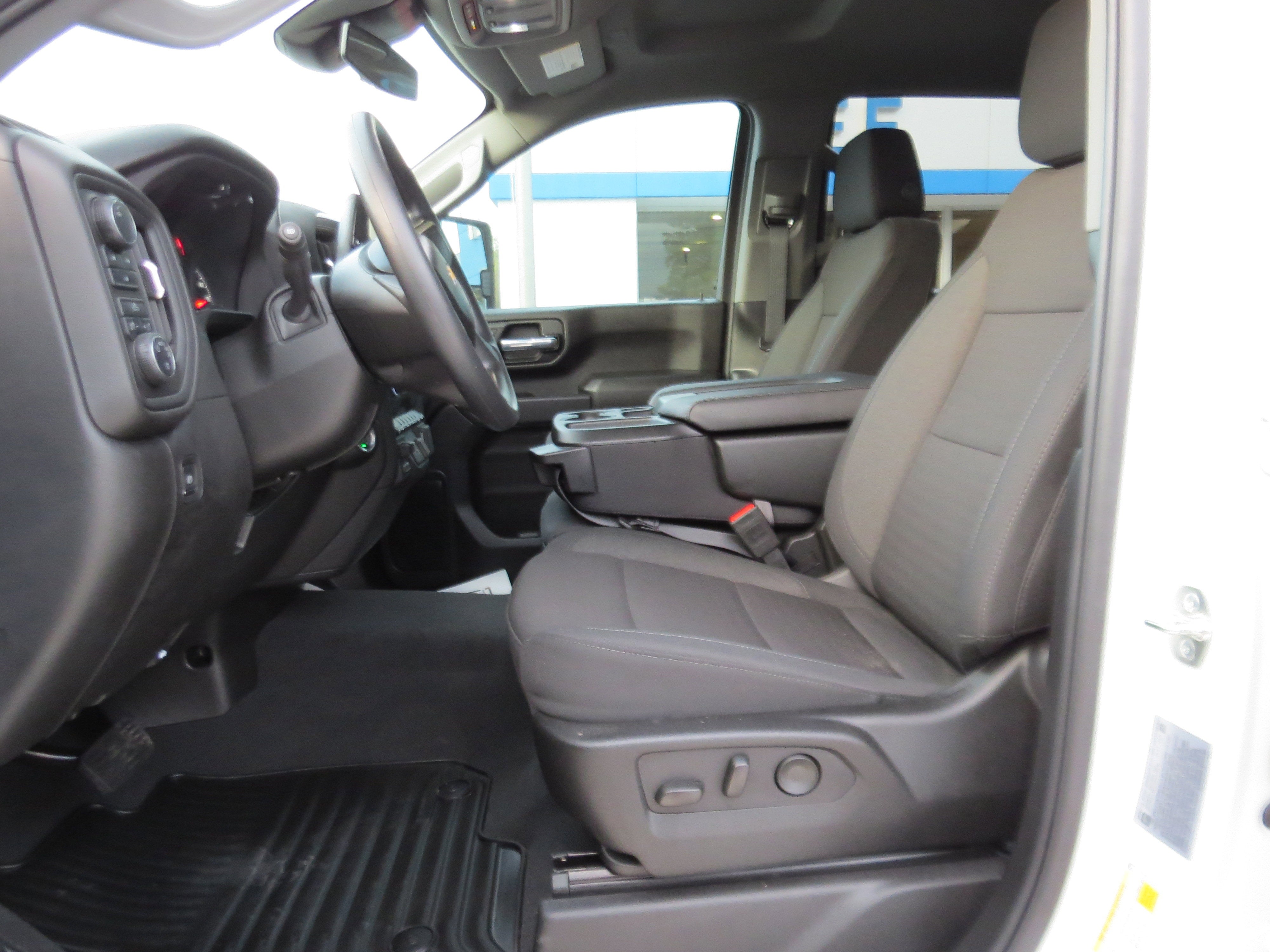 2025 Chevrolet Silverado 2500 HD Custom