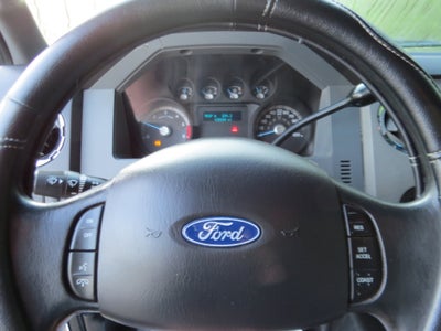 2013 Ford Super Duty F-650 Straight XL
