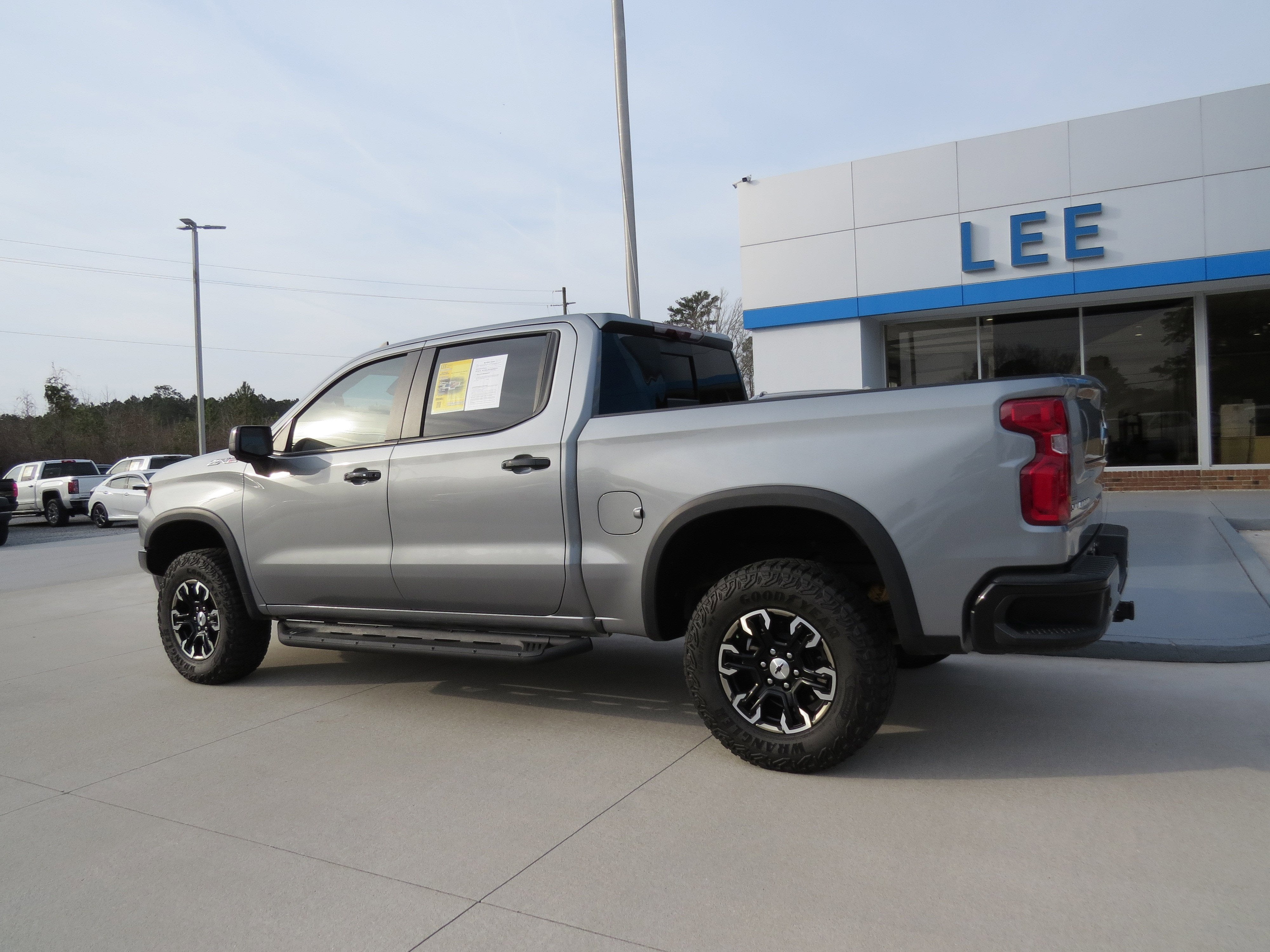 2024 Chevrolet Silverado 1500 ZR2