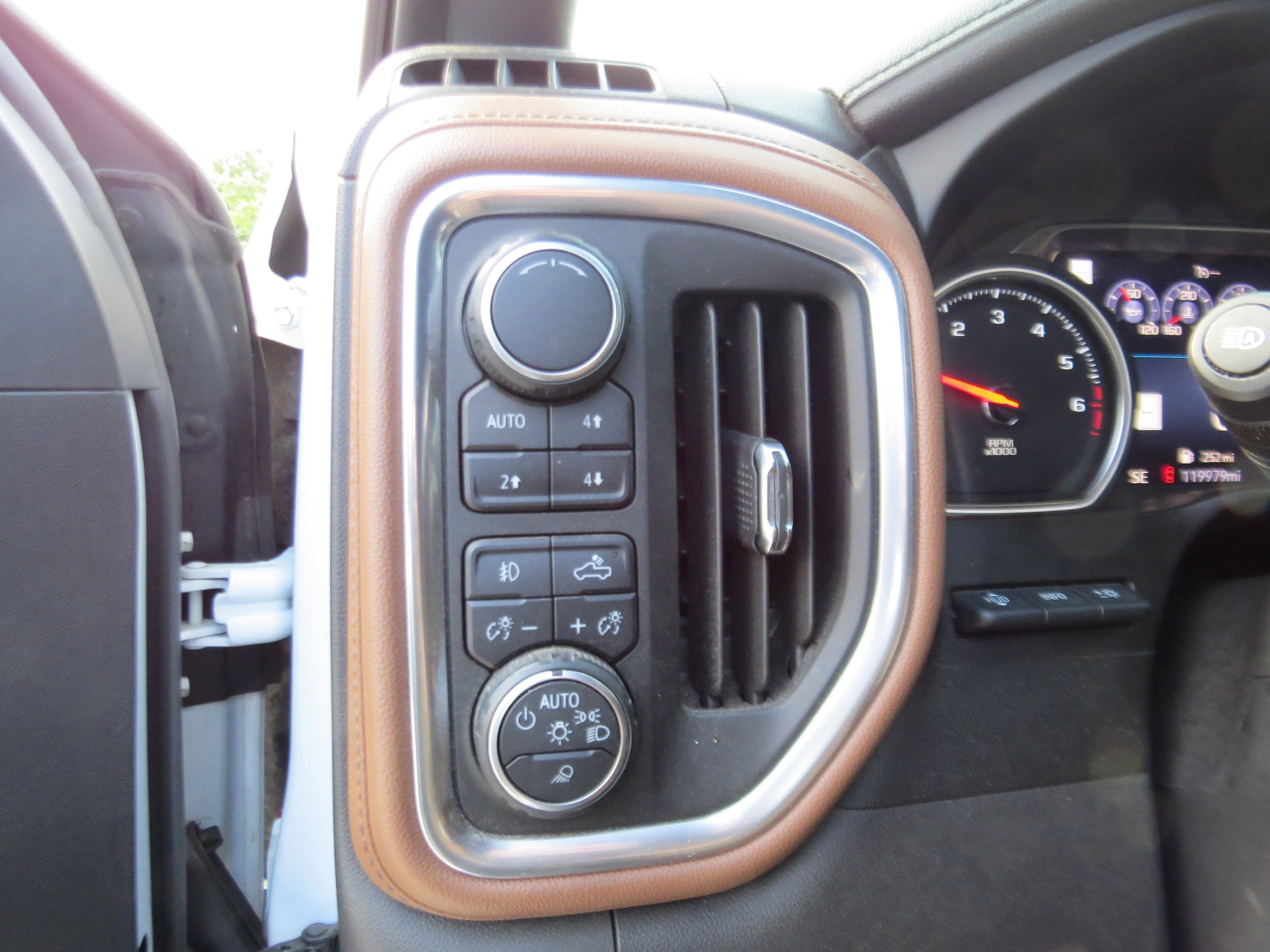 2019 Chevrolet Silverado 1500 High Country