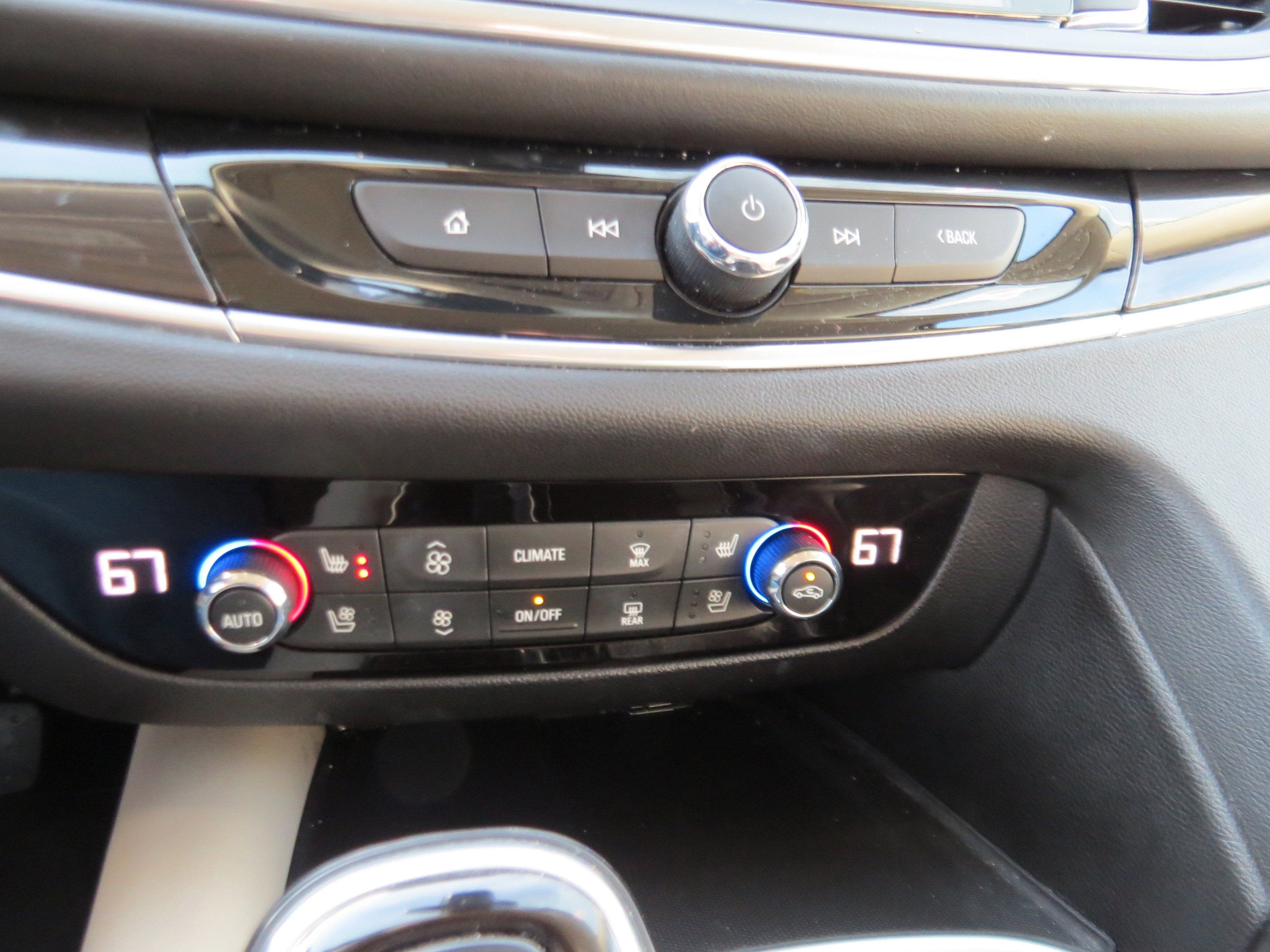 2020 Buick Enclave Premium