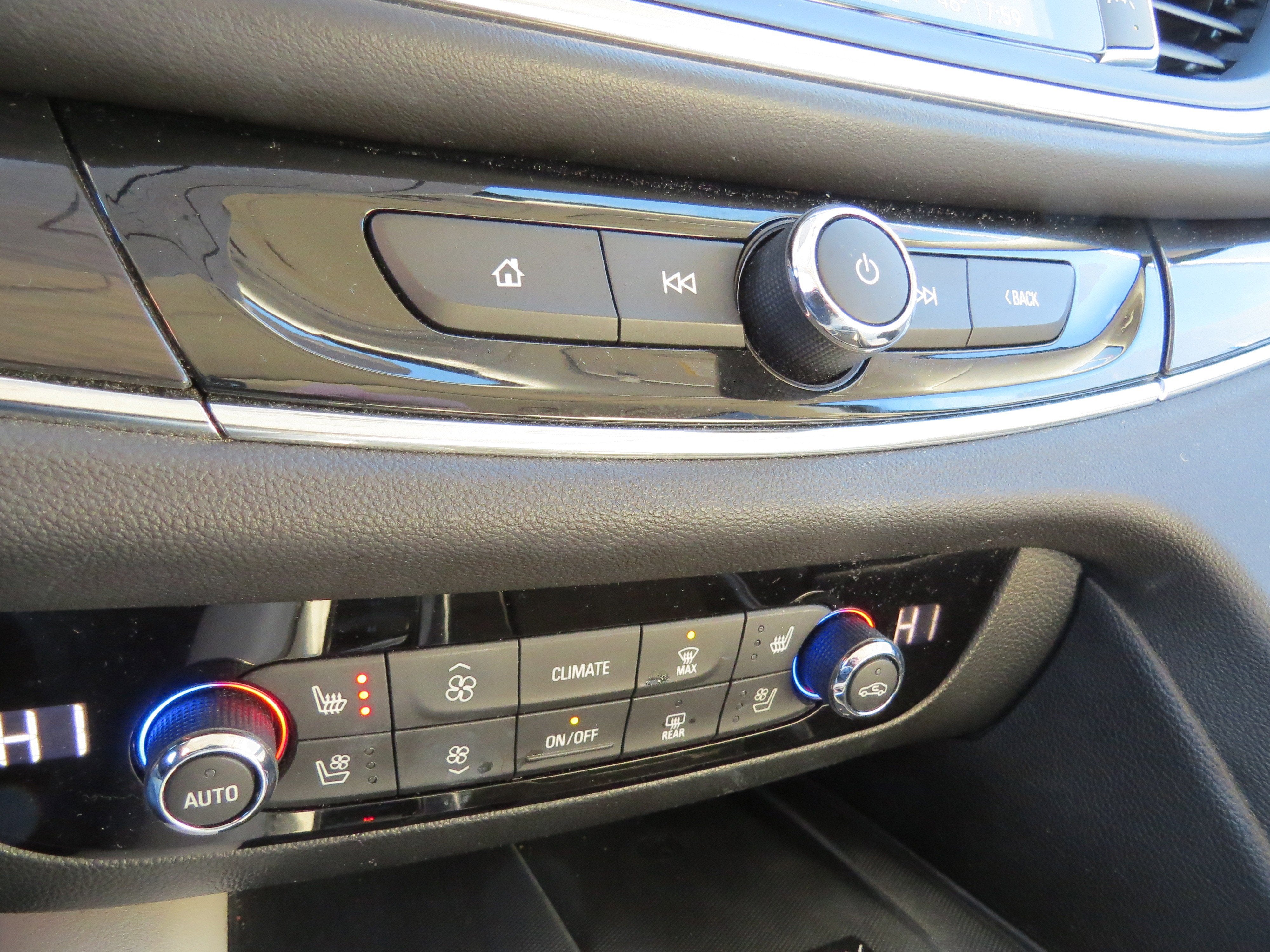 2023 Buick Enclave Premium